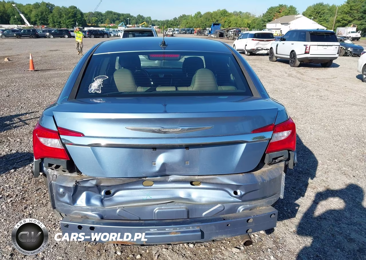 2011 Chrysler 200 Touring VIN:1C3BC1FB4BN612808 - 16