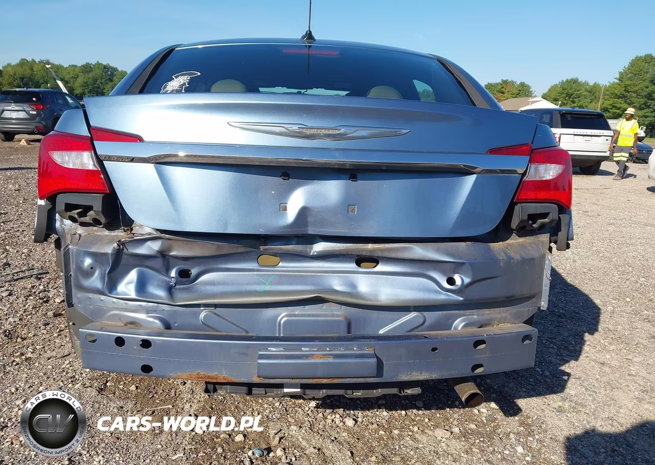 2011 Chrysler 200 Touring VIN:1C3BC1FB4BN612808 - 6
