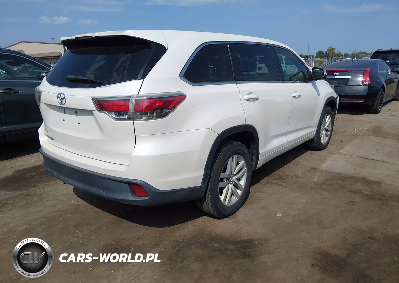 2016 Toyota Highlander Le V6 VIN:5TDZKRFH8GS129291 - 4