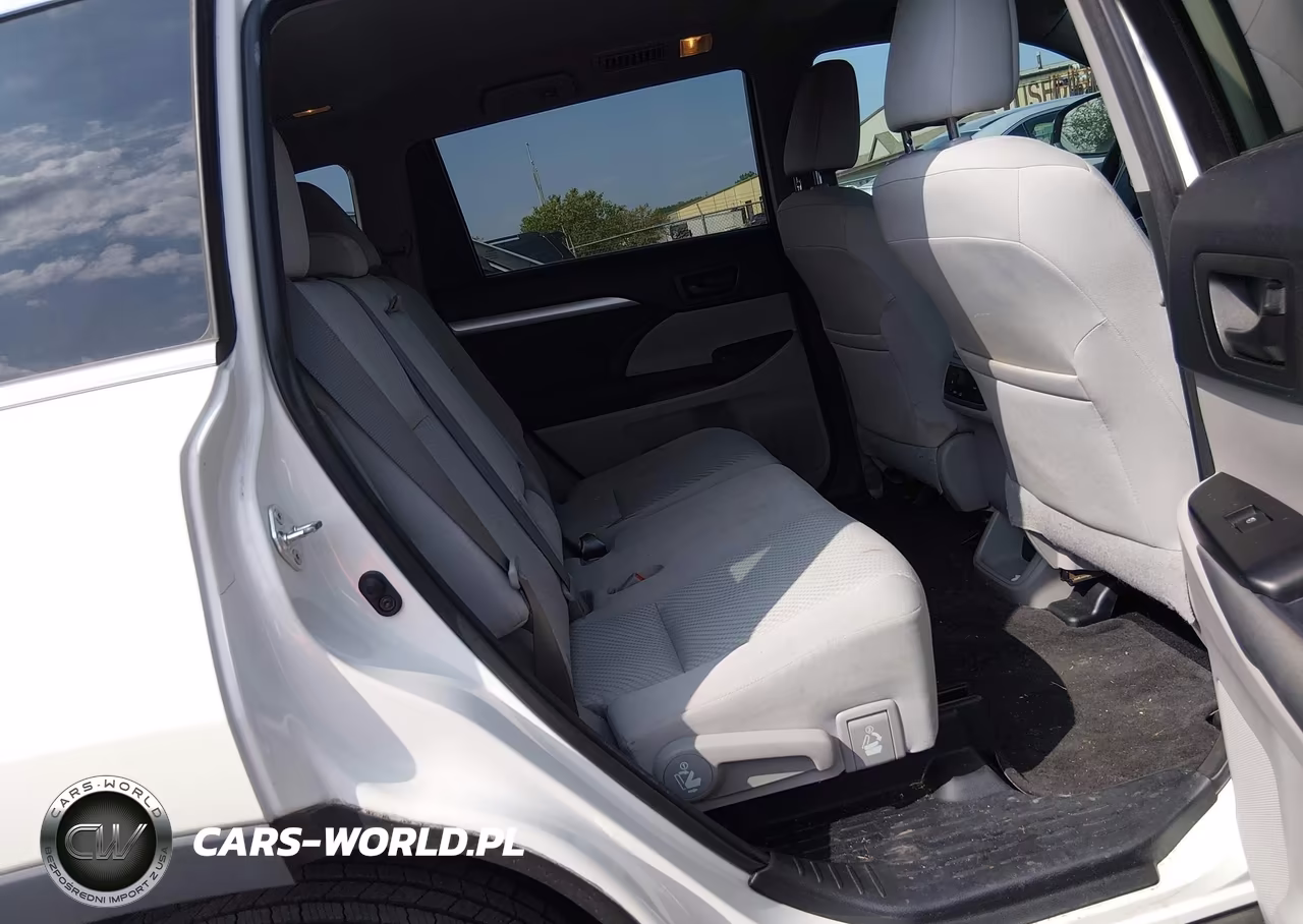 2016 Toyota Highlander Le V6 VIN:5TDZKRFH8GS129291 - 8