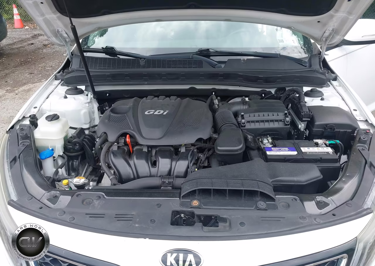 2015 Kia Optima Lx VIN:5XXGM4A77FG473083 - 10