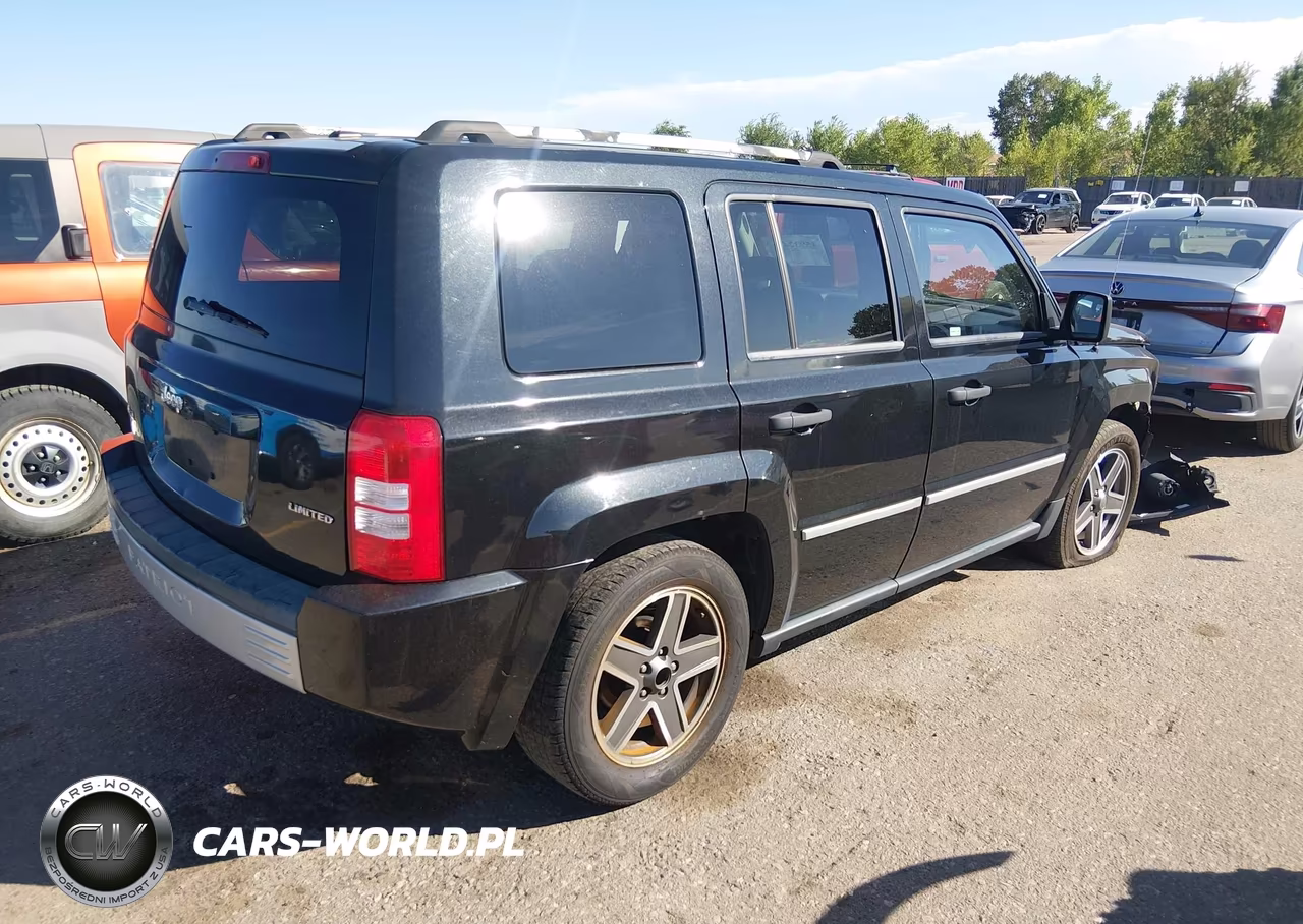 2008 Jeep Patriot Limited VIN:1J8FF48W58D796086 - 4