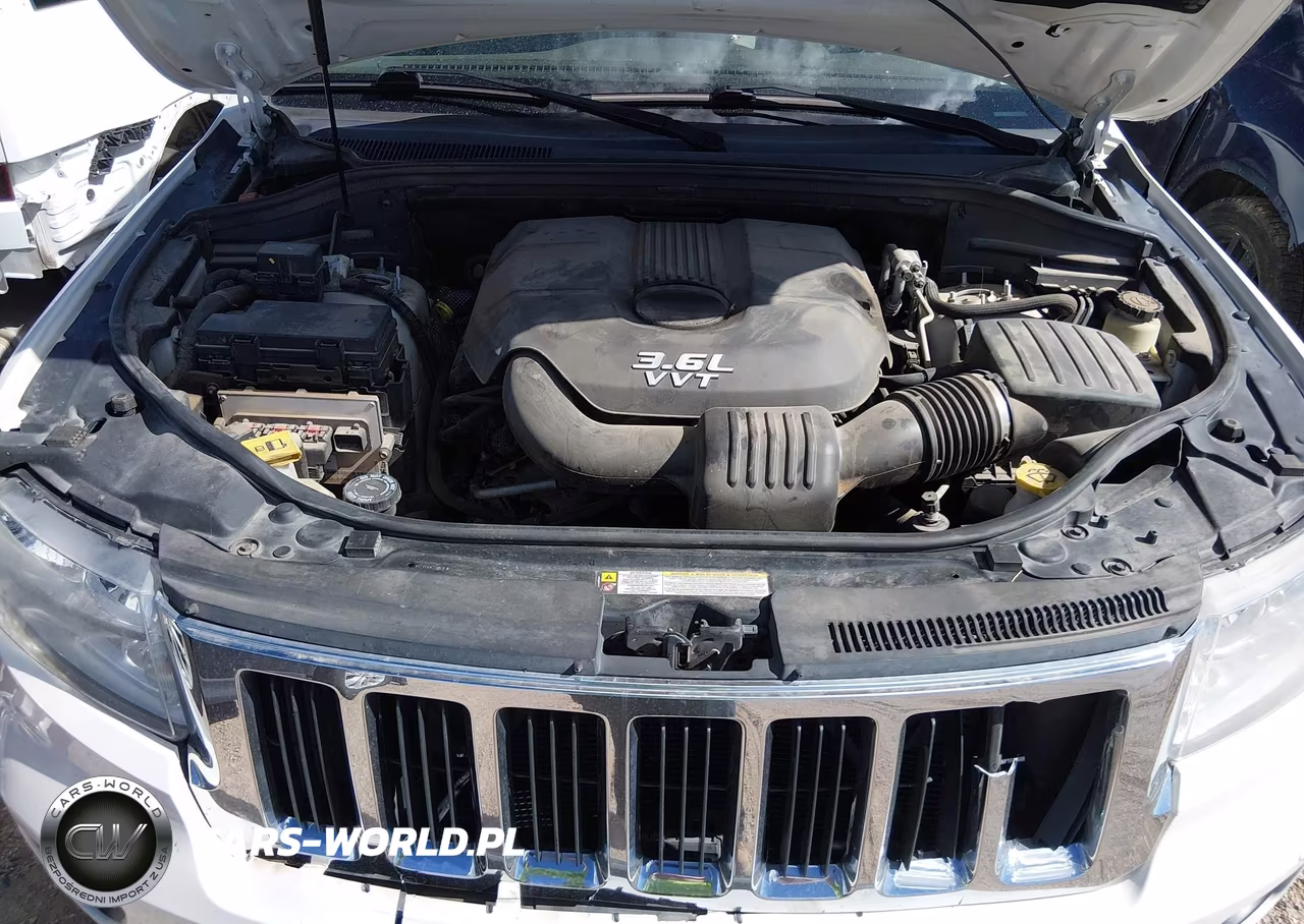 2012 Jeep Grand Cherokee Laredo VIN:1C4RJFAG8CC293894 - 10