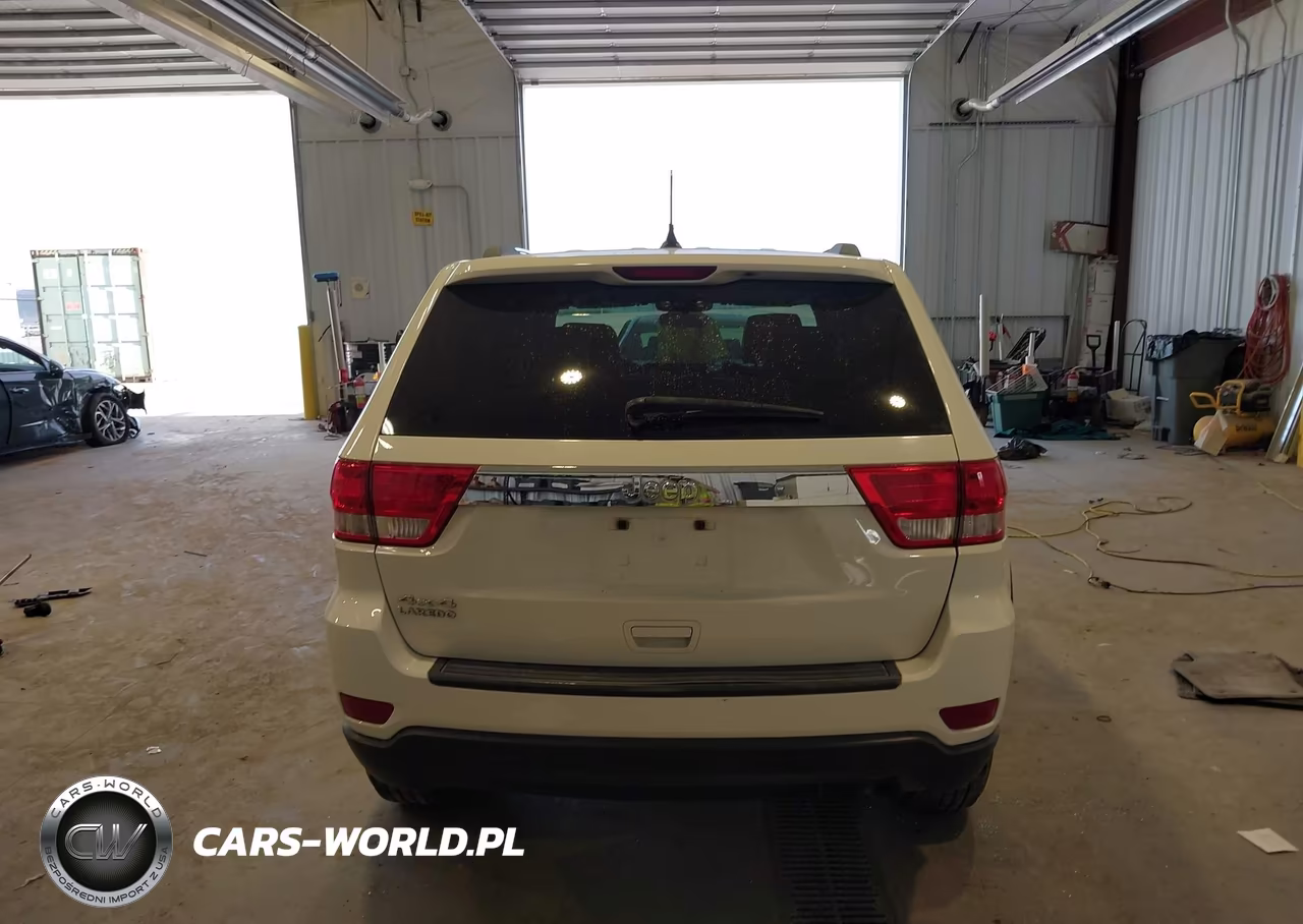 2012 Jeep Grand Cherokee Laredo VIN:1C4RJFAG8CC293894 - 16