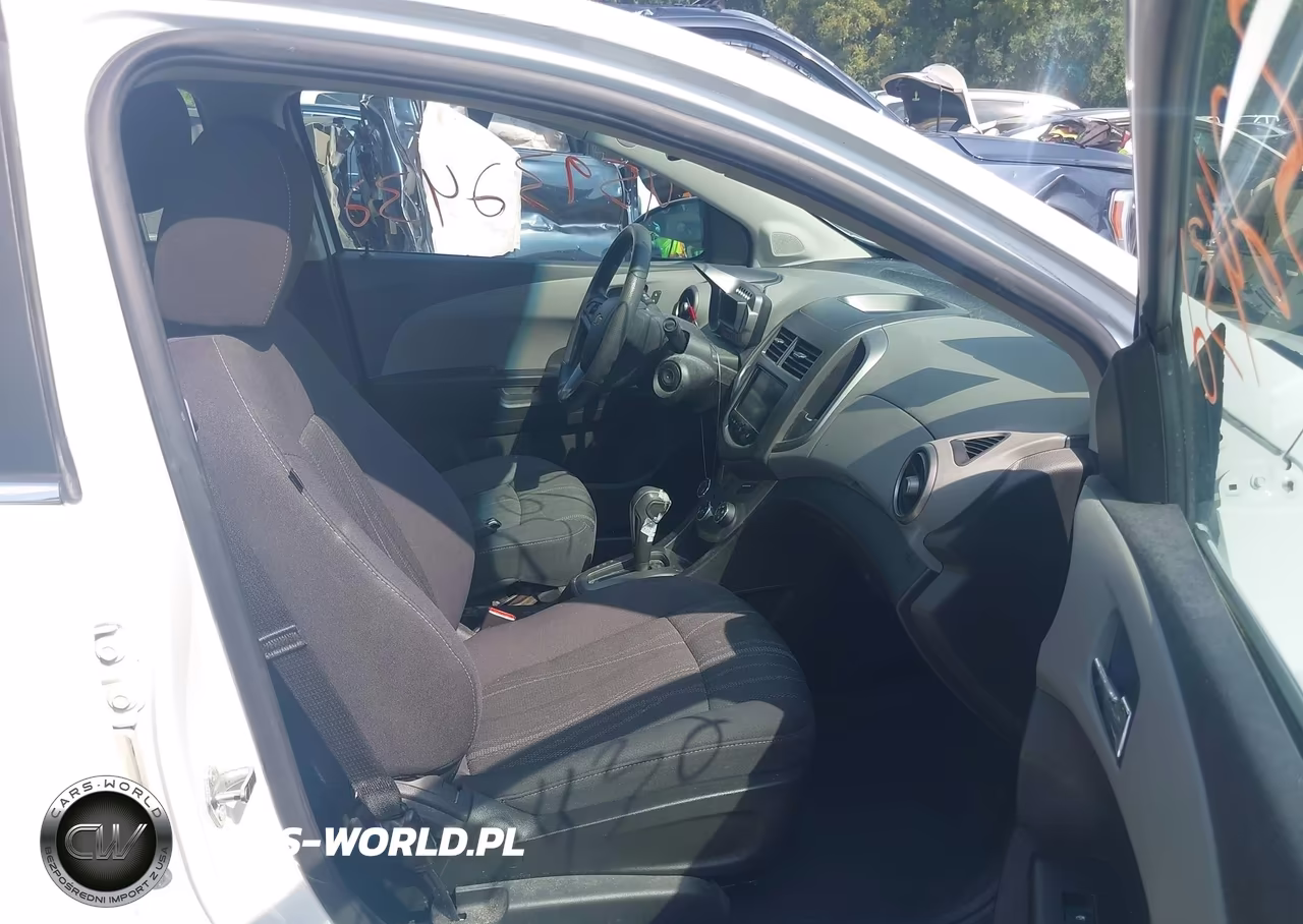 2014 Chevrolet Sonic Lt Auto VIN:1G1JC5SH8E4144075 - 5