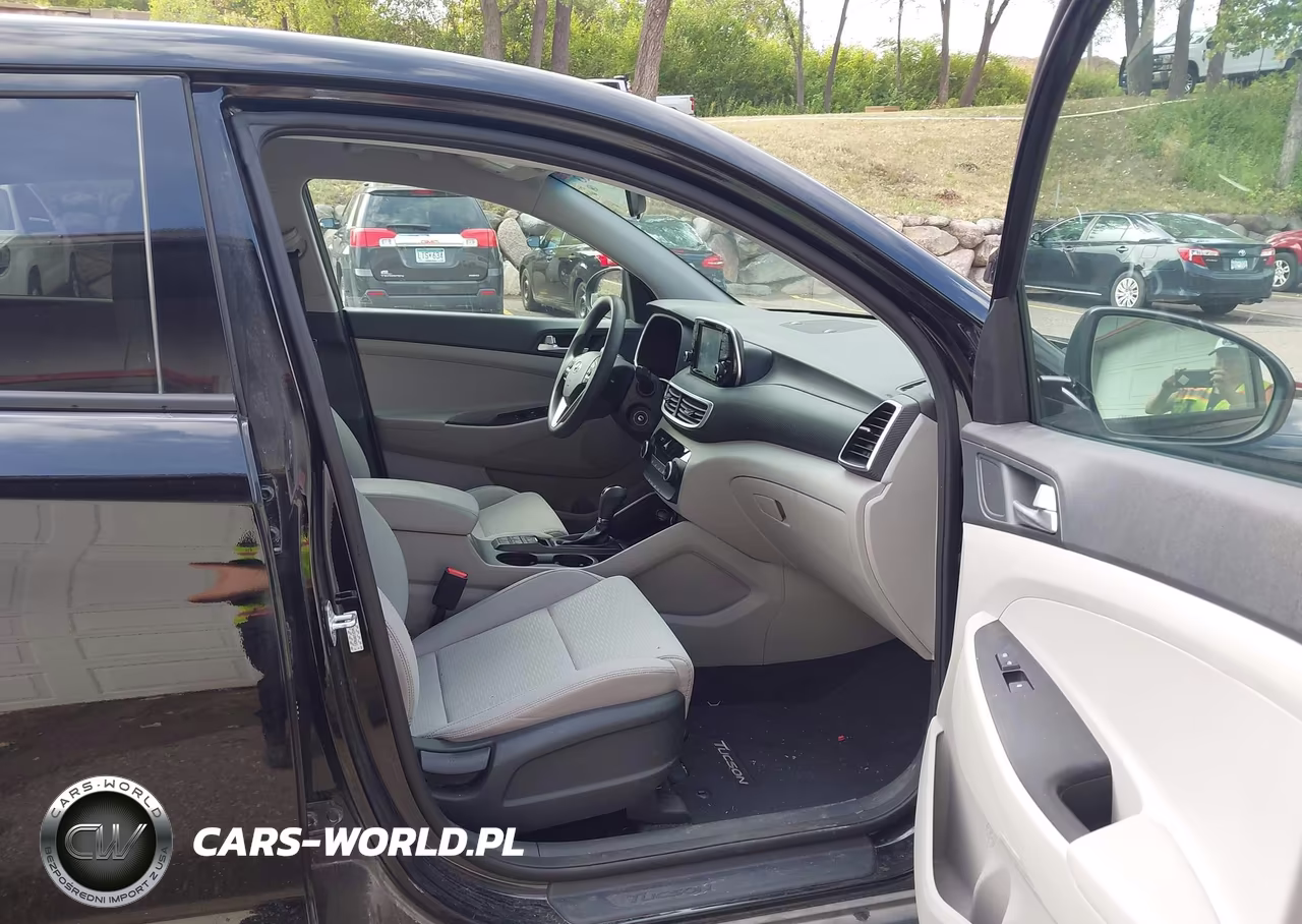 2019 Hyundai Tucson Se VIN:KM8J2CA42KU999651 - 5