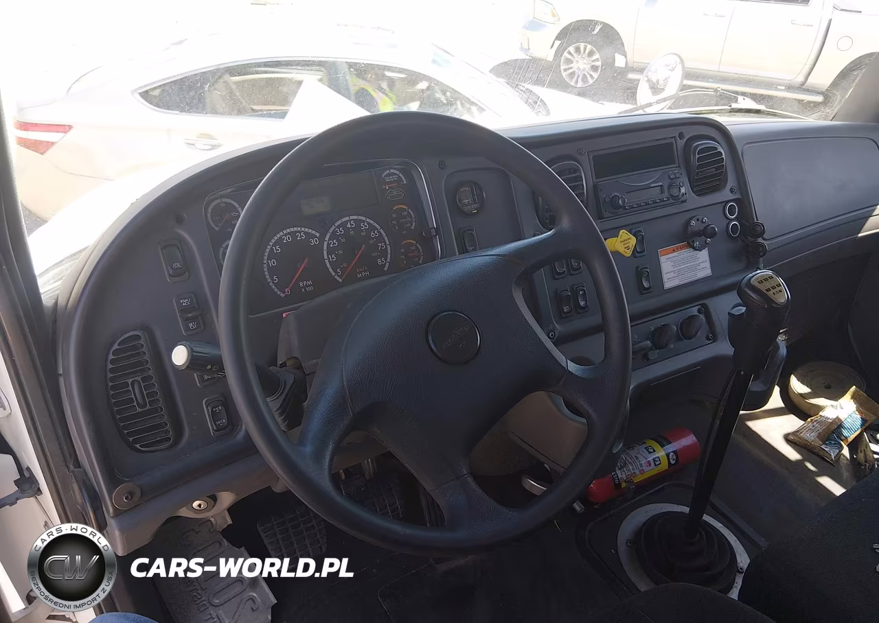 2015 Freightliner M2 106 Medium Duty VIN:1FVHCYCY2FHGF0228 - 6