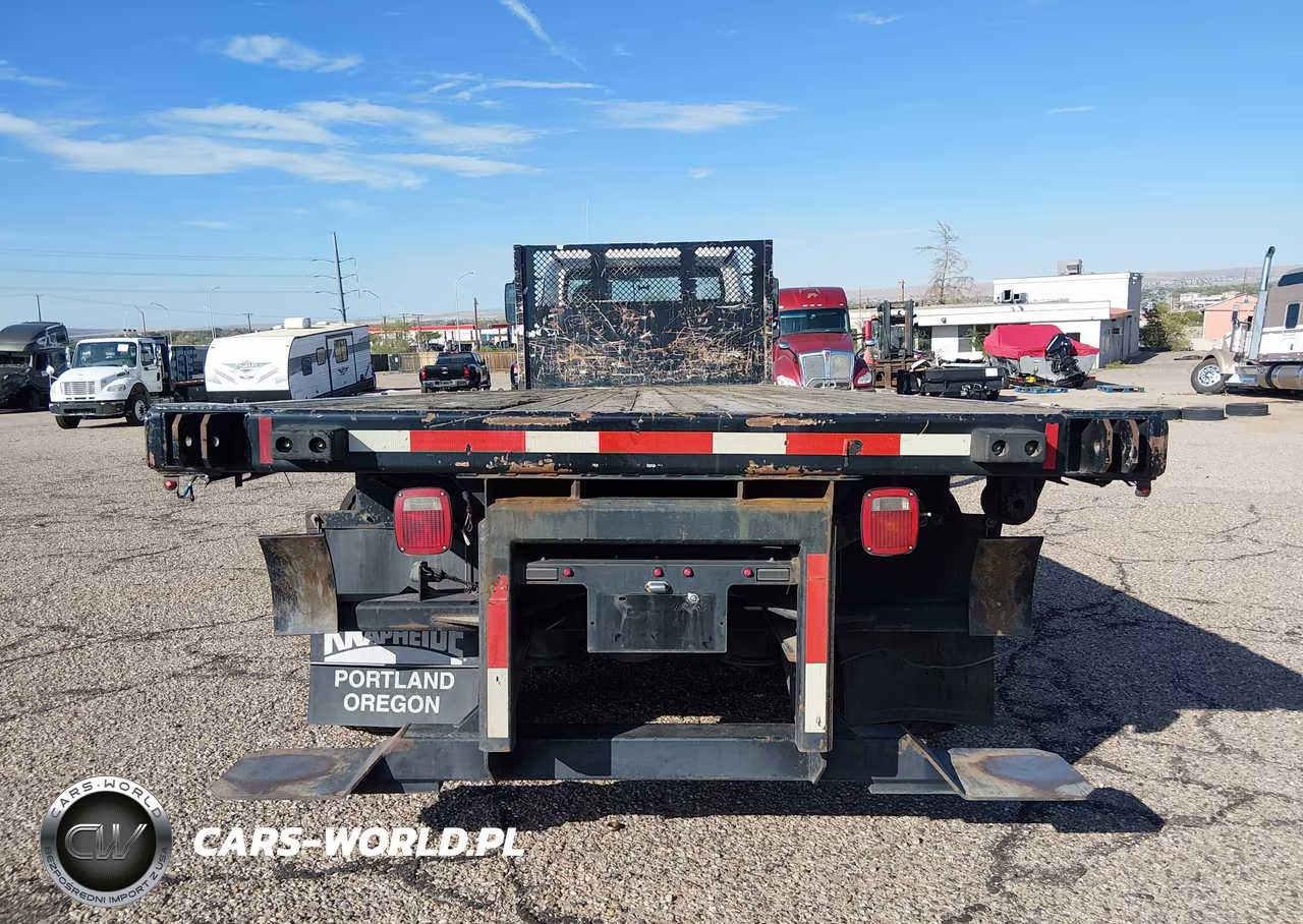 2016 Freightliner M2 106 Medium Duty VIN:1FVHCYCY2GHHG8393 - 15