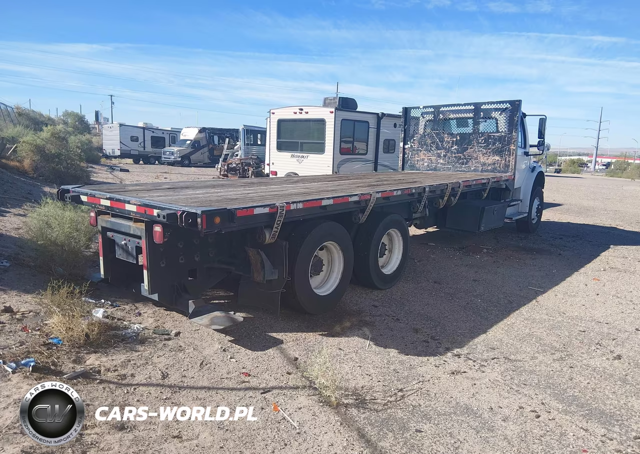 2016 Freightliner M2 106 Medium Duty VIN:1FVHCYCY2GHHG8393 - 4