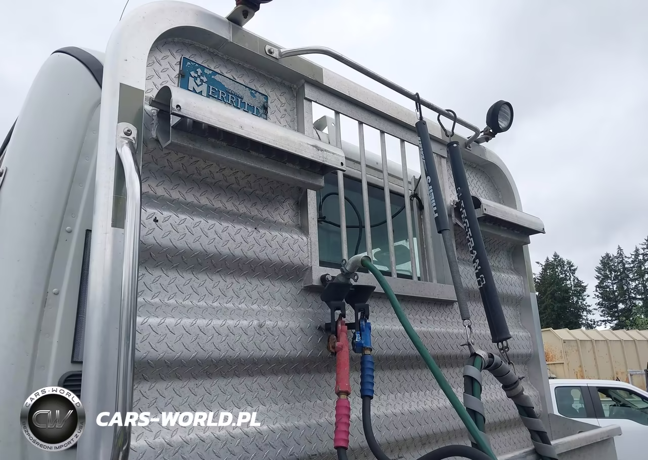 2016 Freightliner M2 112 Medium Duty VIN:1FUJC5DV7GHHN6074 - 14