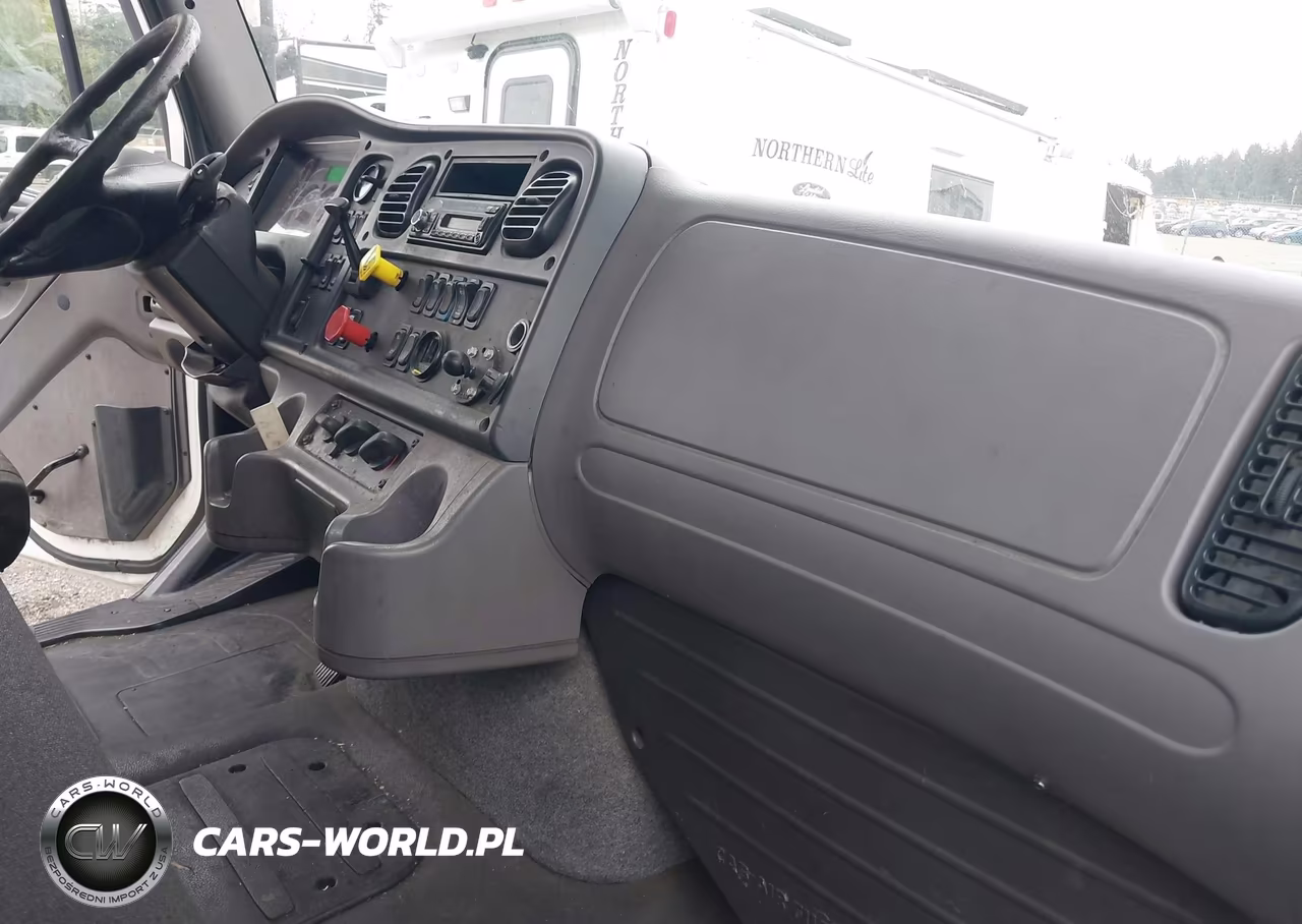 2016 Freightliner M2 112 Medium Duty VIN:1FUJC5DV7GHHN6074 - 7