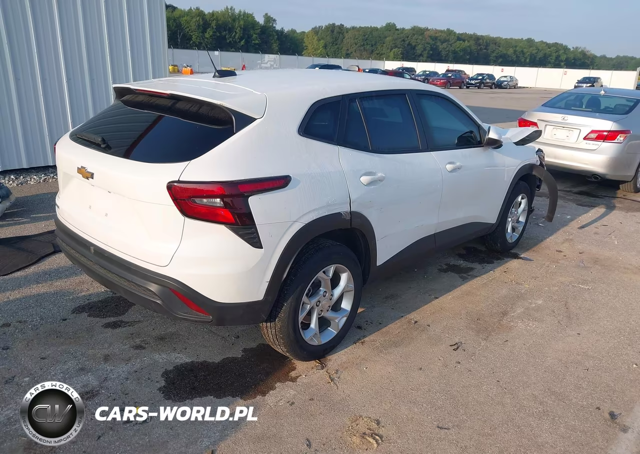 2025 Chevrolet Trax Fwd Ls VIN:KL77LFEP8SC297869 - 4