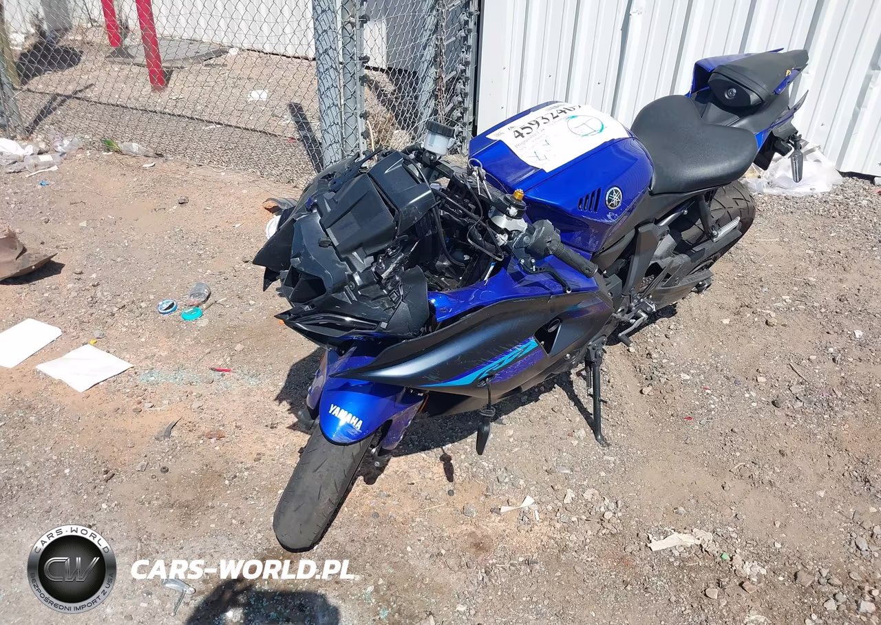 2024 Yamaha Yzfr7