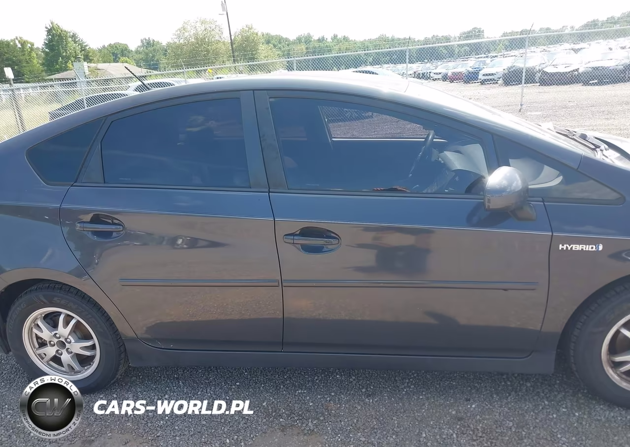 2011 Toyota Prius VIN:JTDKN3DUXB5247038 - 13