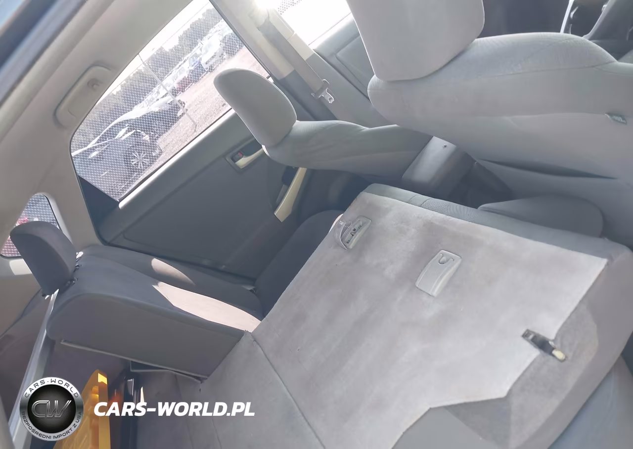 2011 Toyota Prius VIN:JTDKN3DUXB5247038 - 8