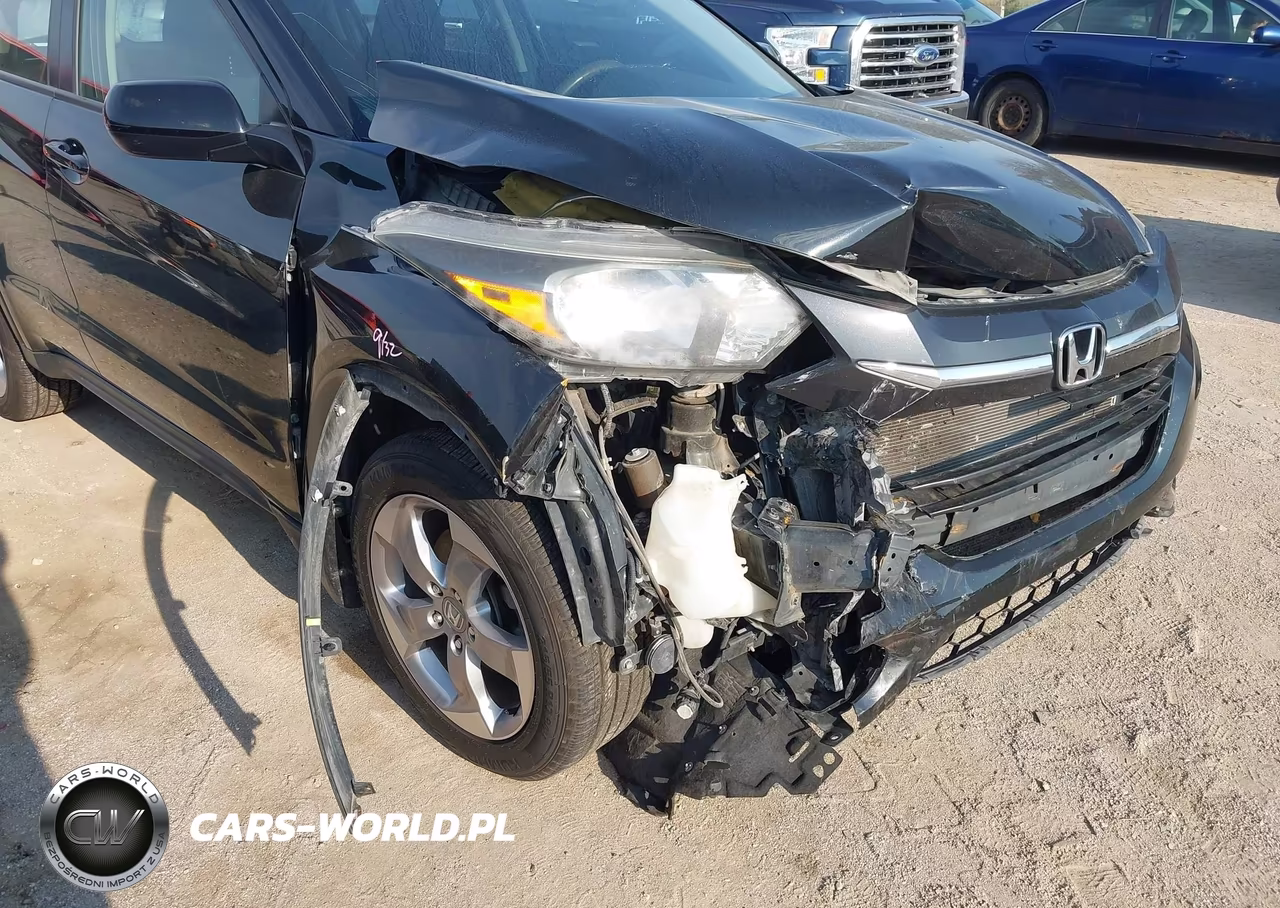 2018 Honda Hr-V Lx VIN:3CZRU6H3XJG715940 - 17