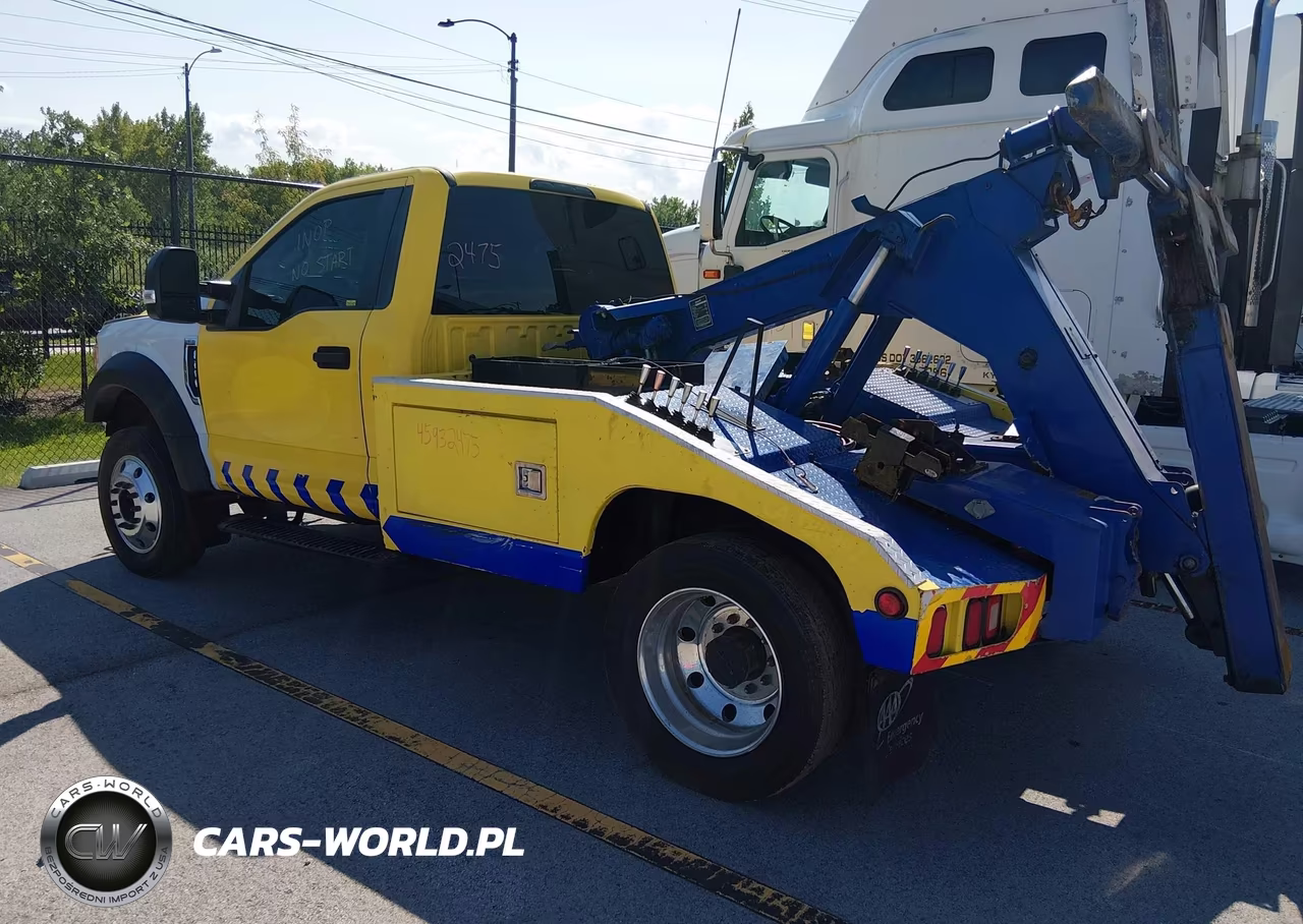 2017 Ford F-450 Chassis Xlt VIN:1FDUF4GT6HEC48223 - 3