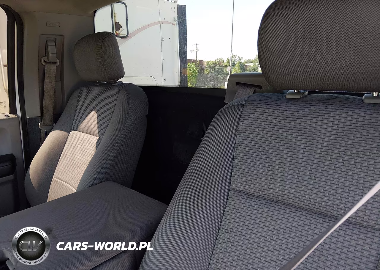 2017 Ford F-450 Chassis Xlt VIN:1FDUF4GT6HEC48223 - 7