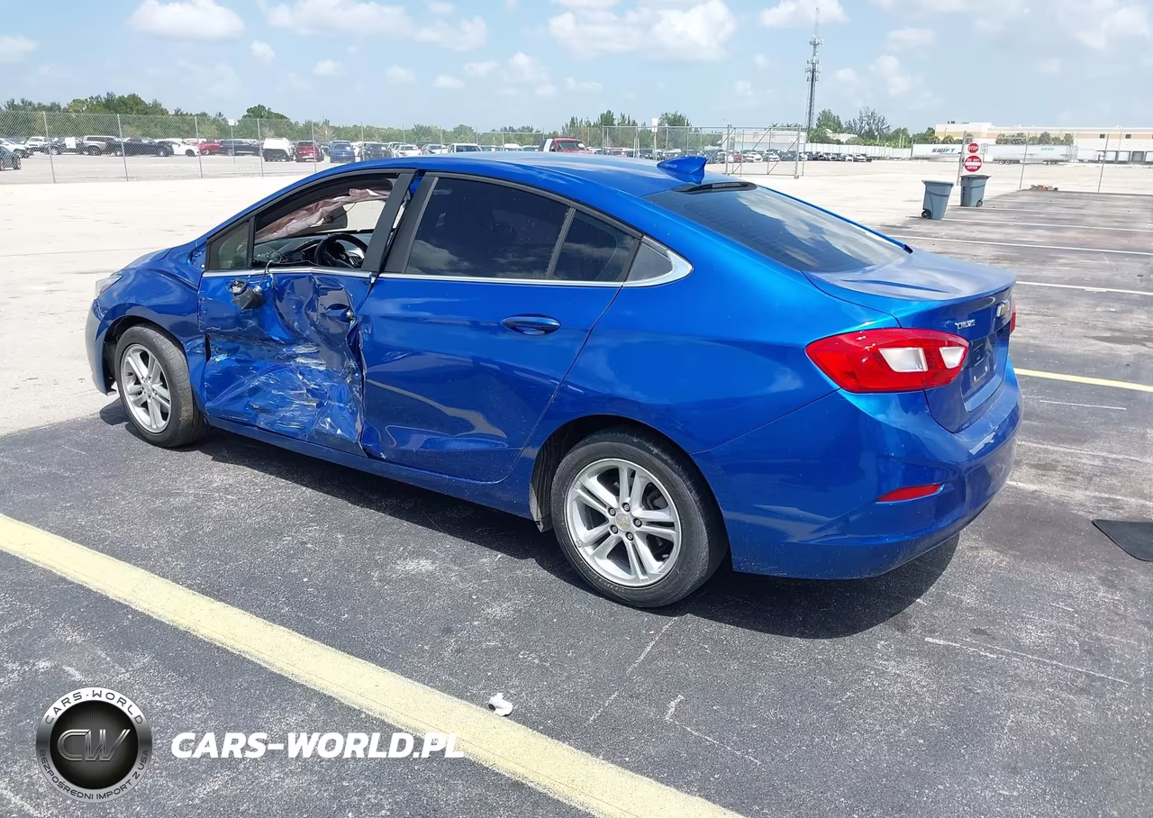 2017 Chevrolet Cruze Lt Auto VIN:1G1BE5SM7H7117190 - 3