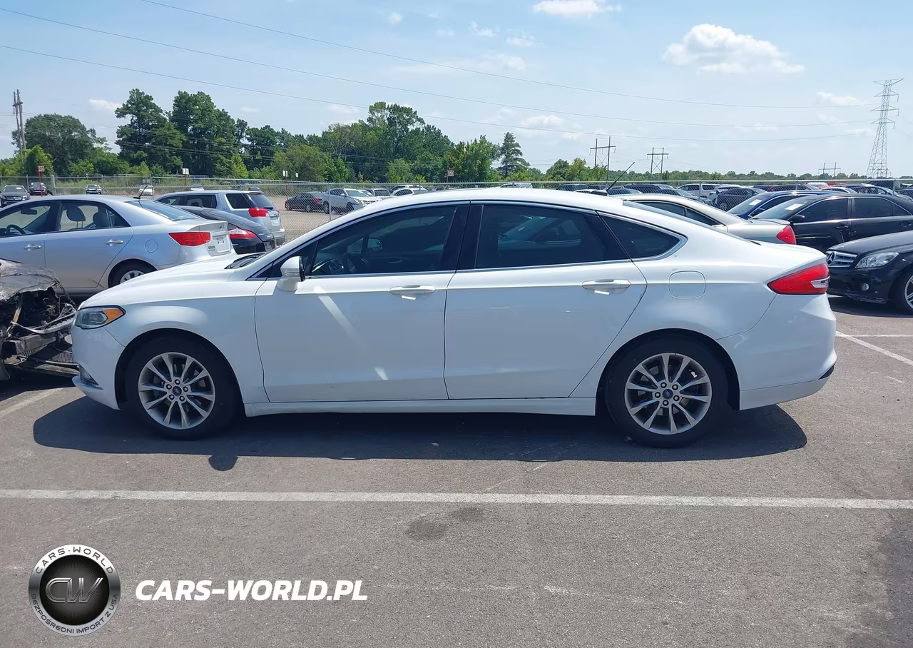 2017 Ford Fusion Se VIN:3FA6P0HD3HR130935 - 15
