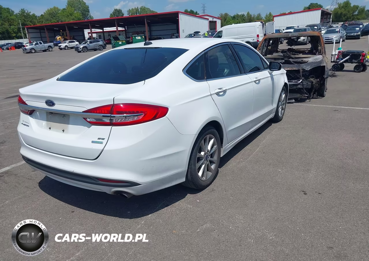 2017 Ford Fusion Se VIN:3FA6P0HD3HR130935 - 4