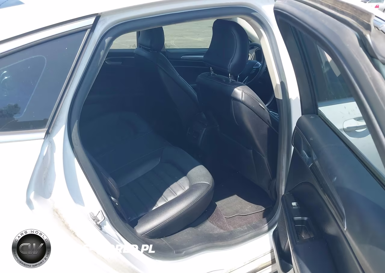 2017 Ford Fusion Se VIN:3FA6P0HD3HR130935 - 8