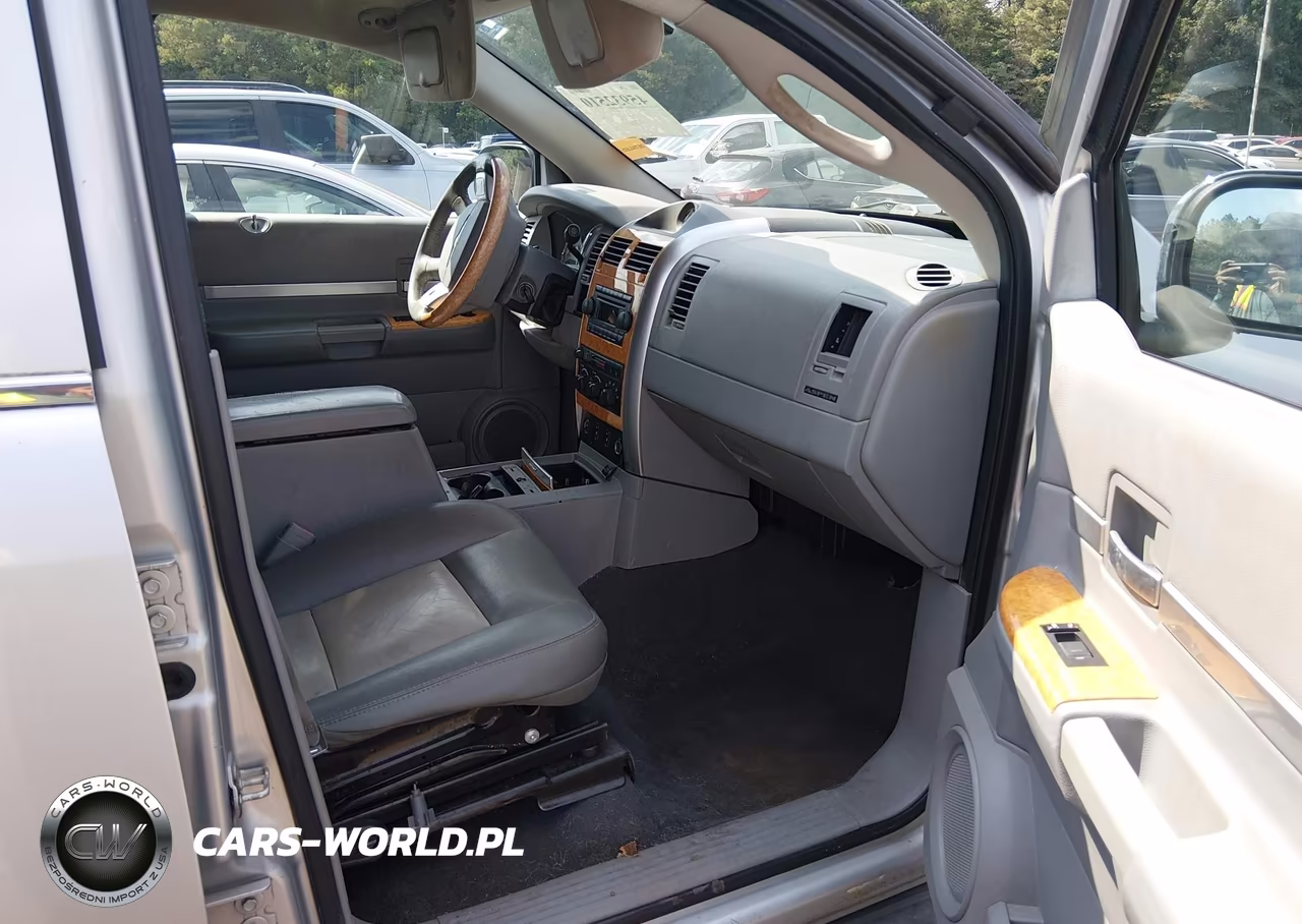 2007 Chrysler Aspen Limited VIN:1A8HX58277F525557 - 5