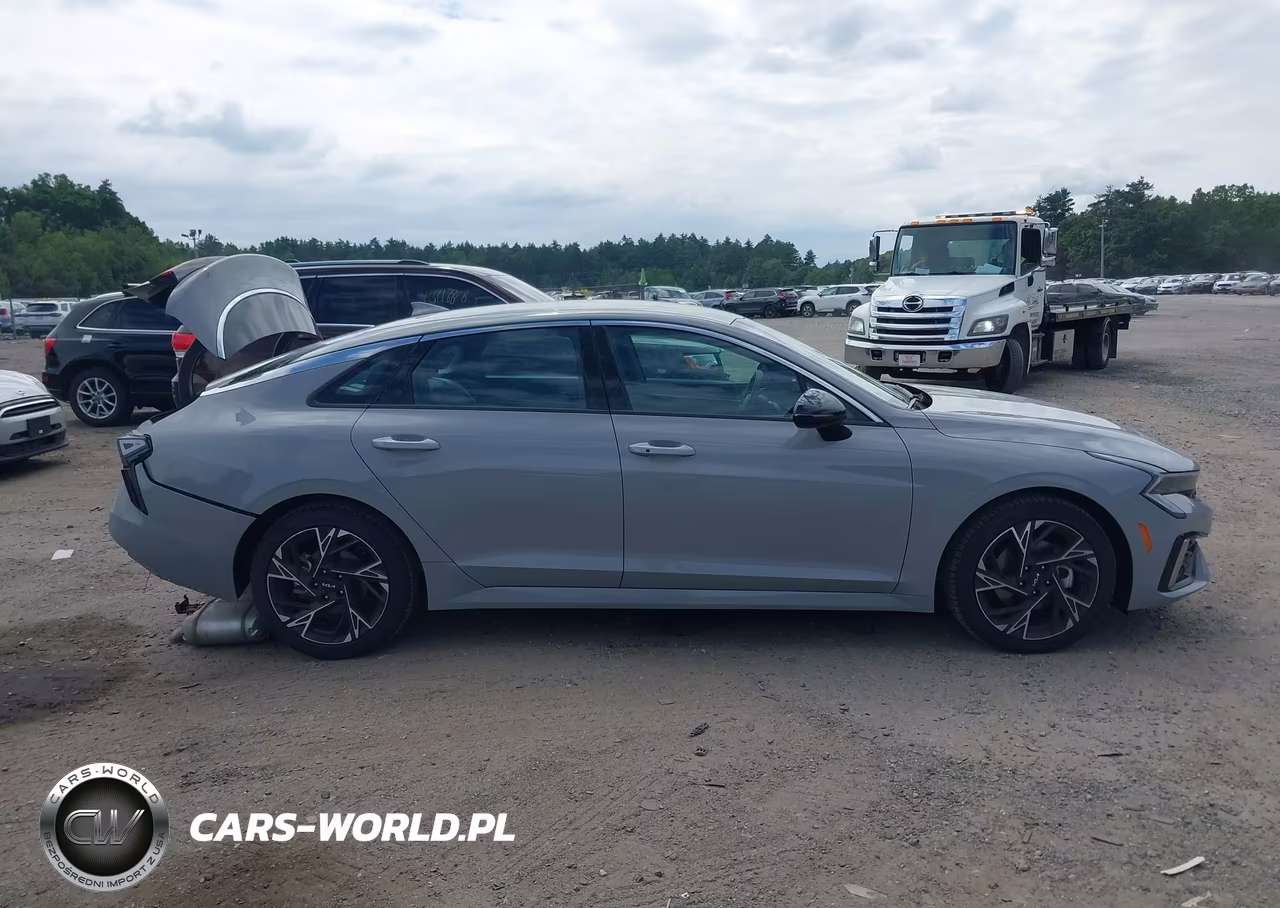 2026 Kia K5 Gt-Line Awd VIN:KNAG64J77T5463077 - 13