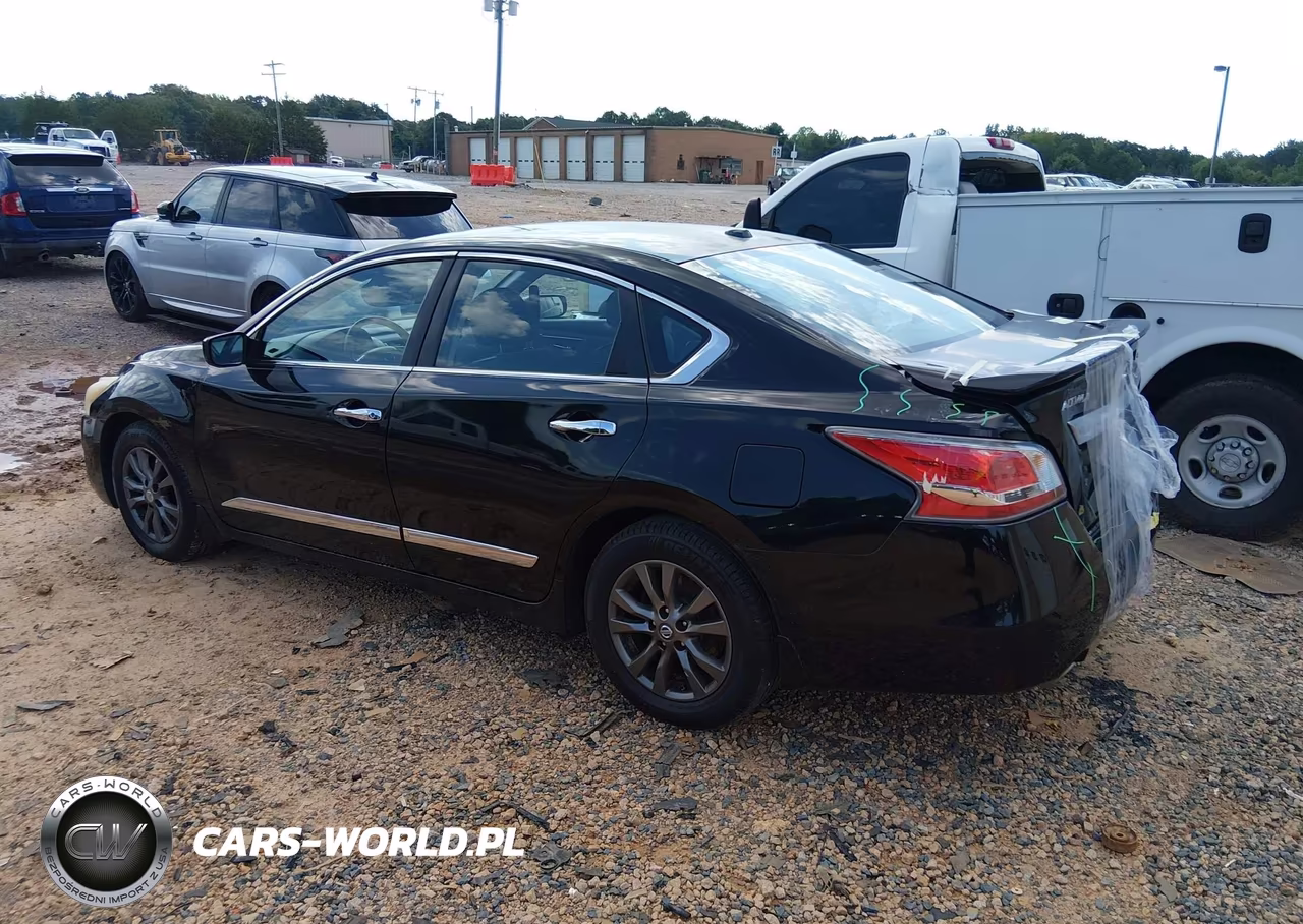 2015 Nissan Altima 2.5 S VIN:1N4AL3APXFC475094 - 3