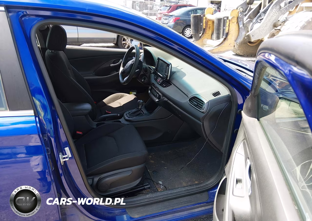 2019 Hyundai Elantra Gt VIN:KMHH35LE3KU099256 - 5
