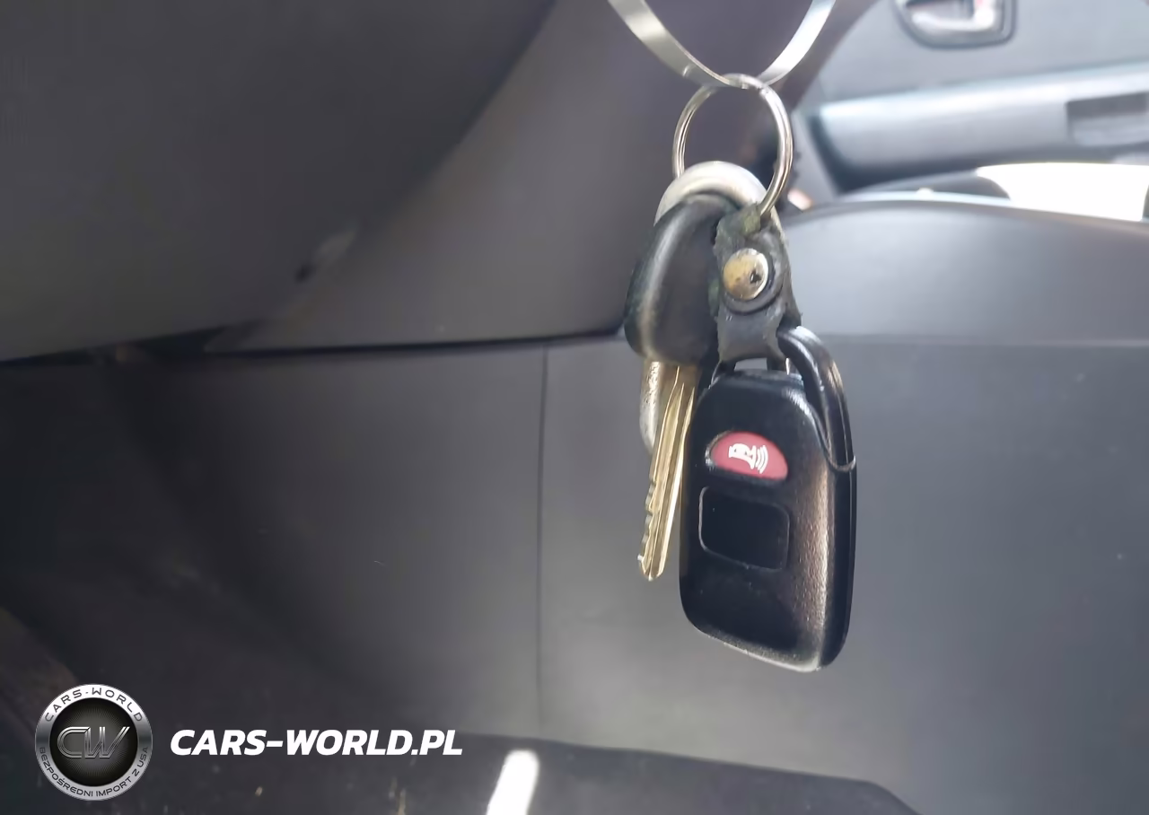2010 Kia Soul + VIN:KNDJT2A2XA7109162 - 11