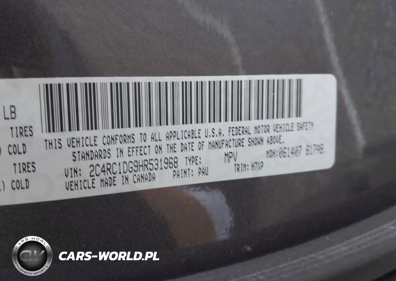 2017 Chrysler Pacifica Touring VIN:2C4RC1DG9HR531968 - 9