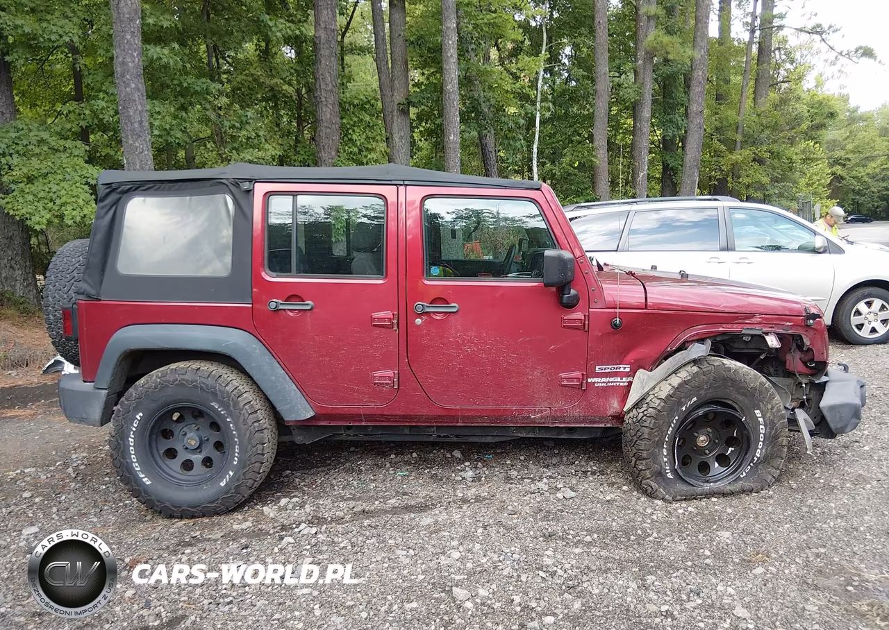 2012 Jeep Wrangler Unlimited Sport VIN:1C4BJWDG5CL287371 - 13