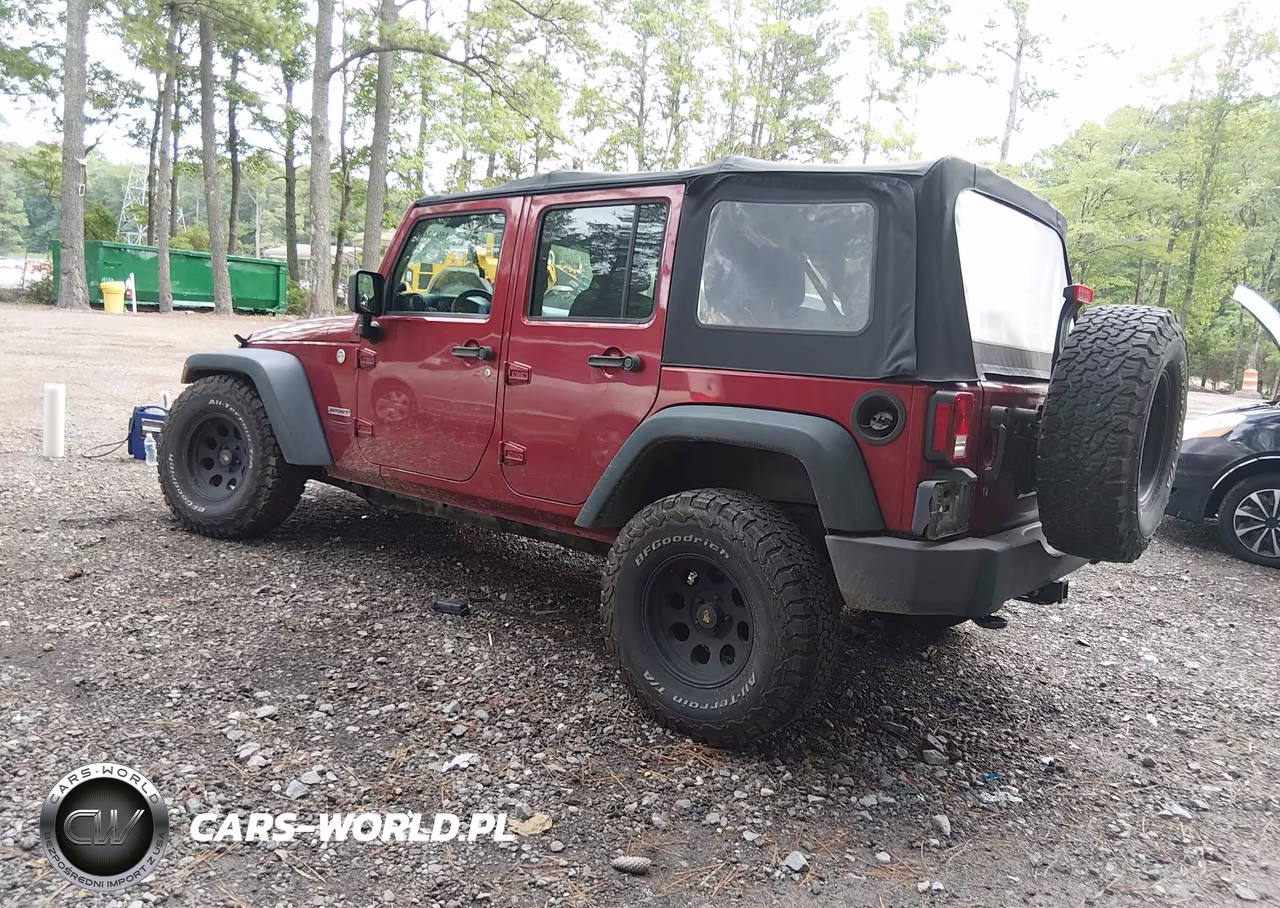 2012 Jeep Wrangler Unlimited Sport VIN:1C4BJWDG5CL287371 - 3