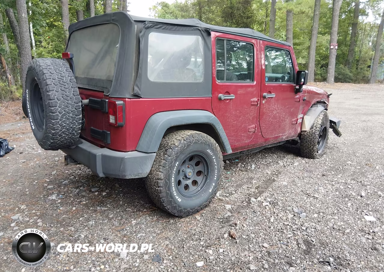 2012 Jeep Wrangler Unlimited Sport VIN:1C4BJWDG5CL287371 - 4