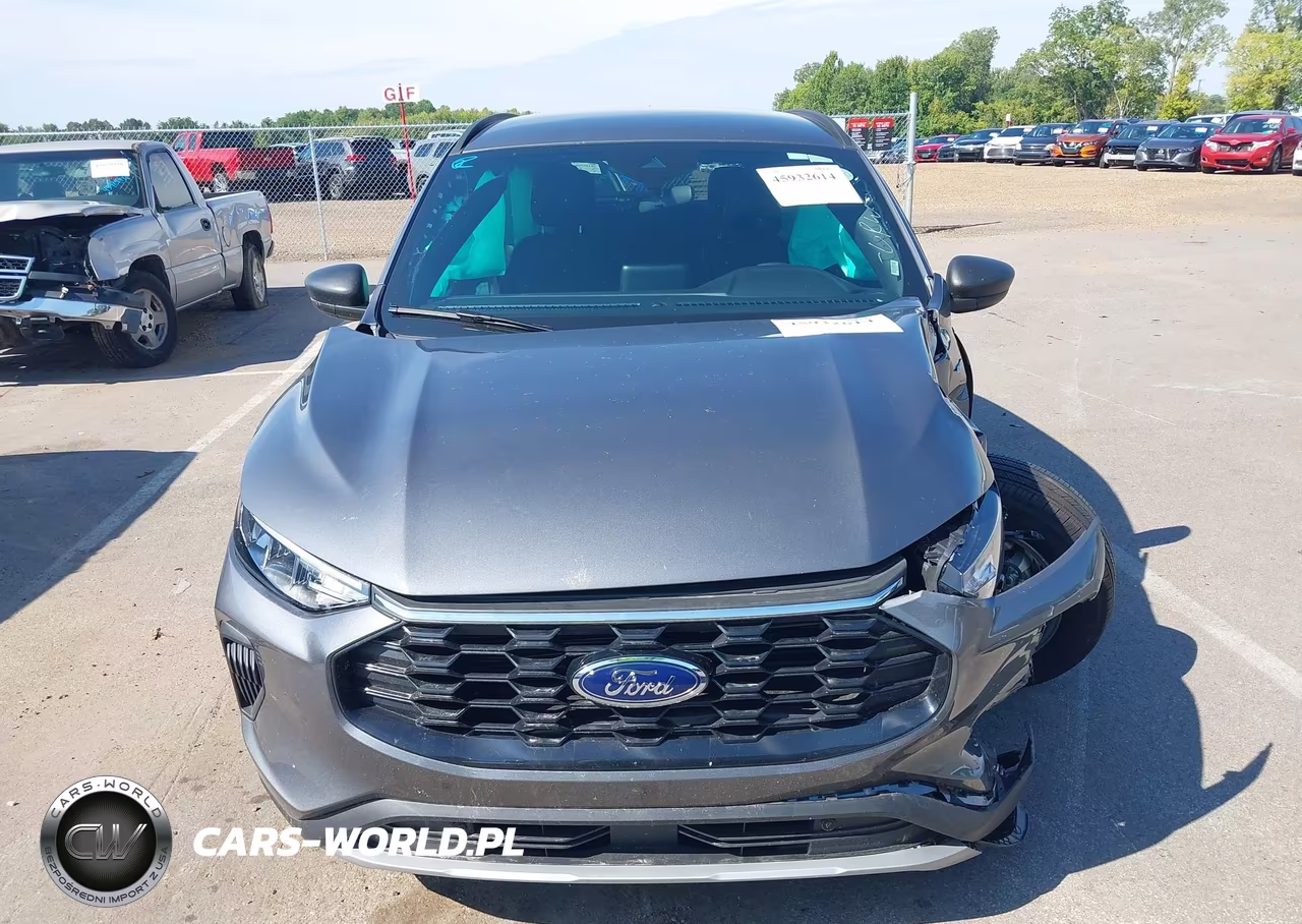 2026 Ford Escape St-Line VIN:1FMCU0MN2TUA29841 - 13
