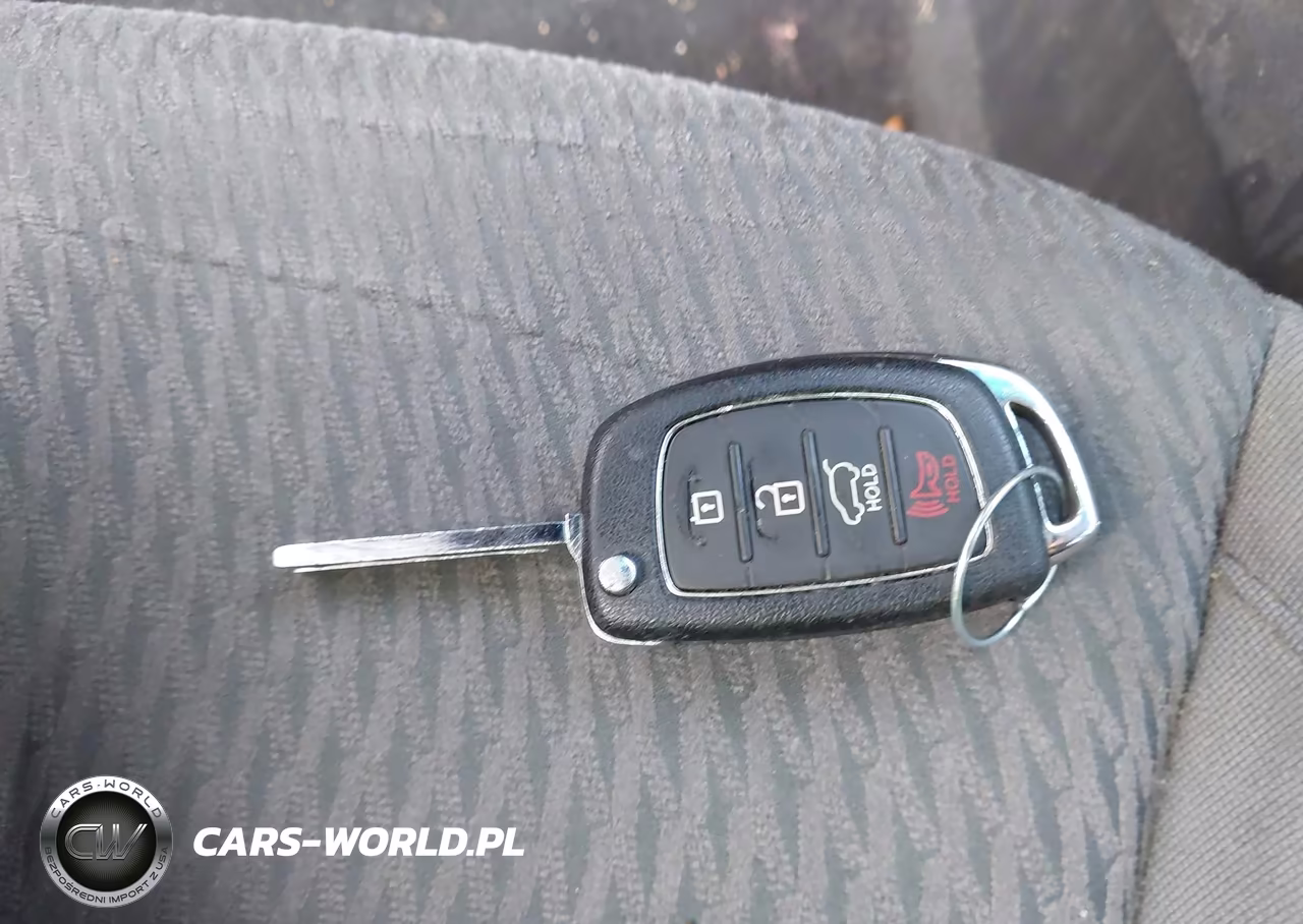 2015 Hyundai Santa Fe Sport 2.4L VIN:5XYZT3LB2FG300834 - 11