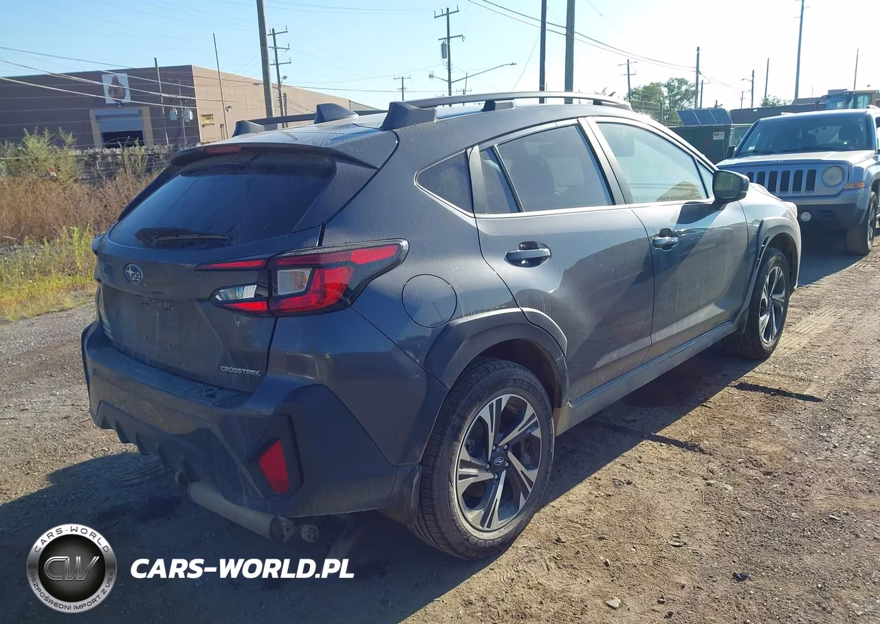 2024 Subaru Crosstrek Premium VIN:JF2GUADC6R8328584 - 4