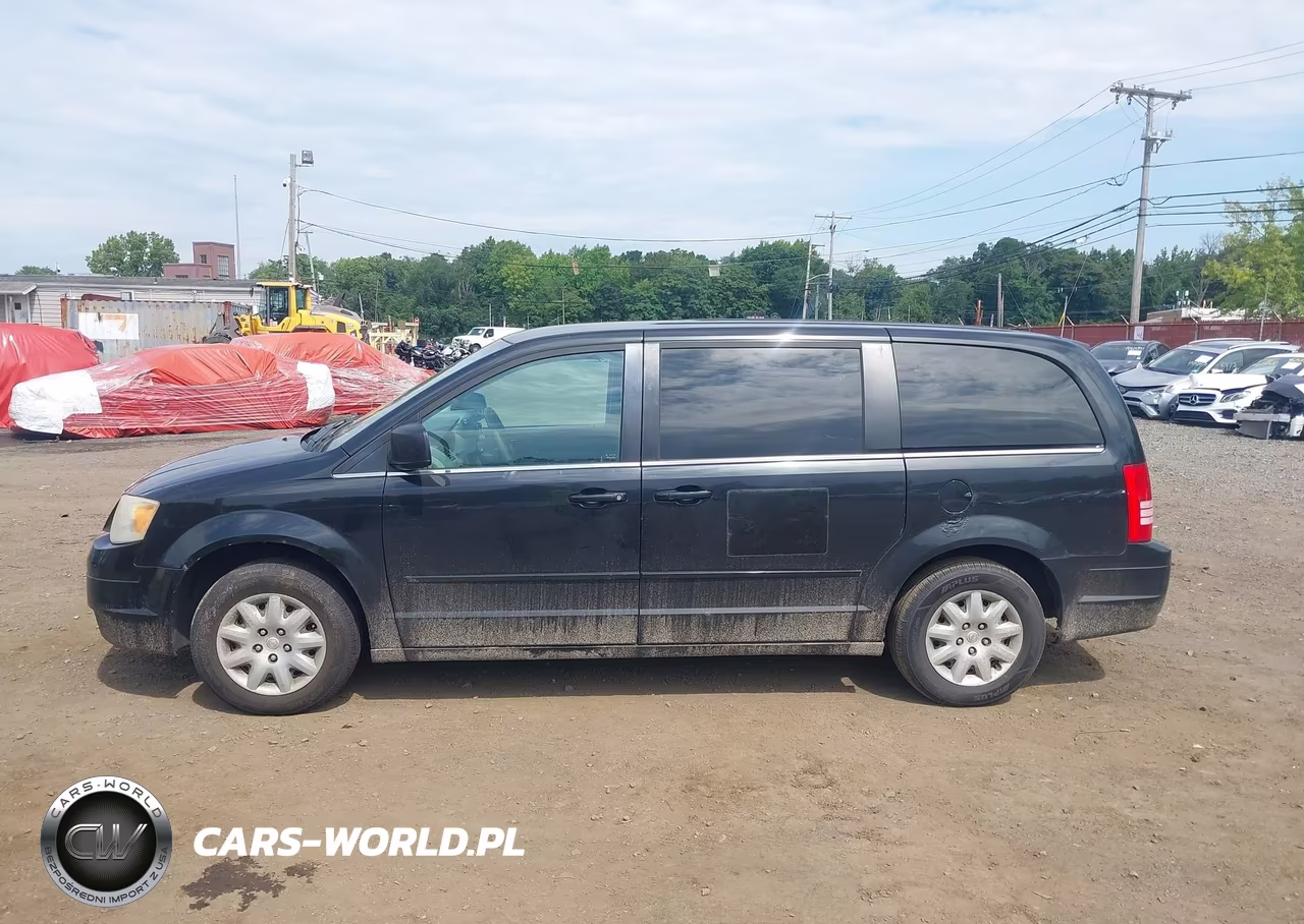 2009 Chrysler Town & Country Lx VIN:2A8HR44E89R606910 - 14