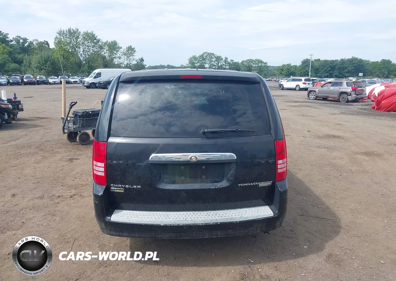 2009 Chrysler Town & Country Lx VIN:2A8HR44E89R606910 - 16