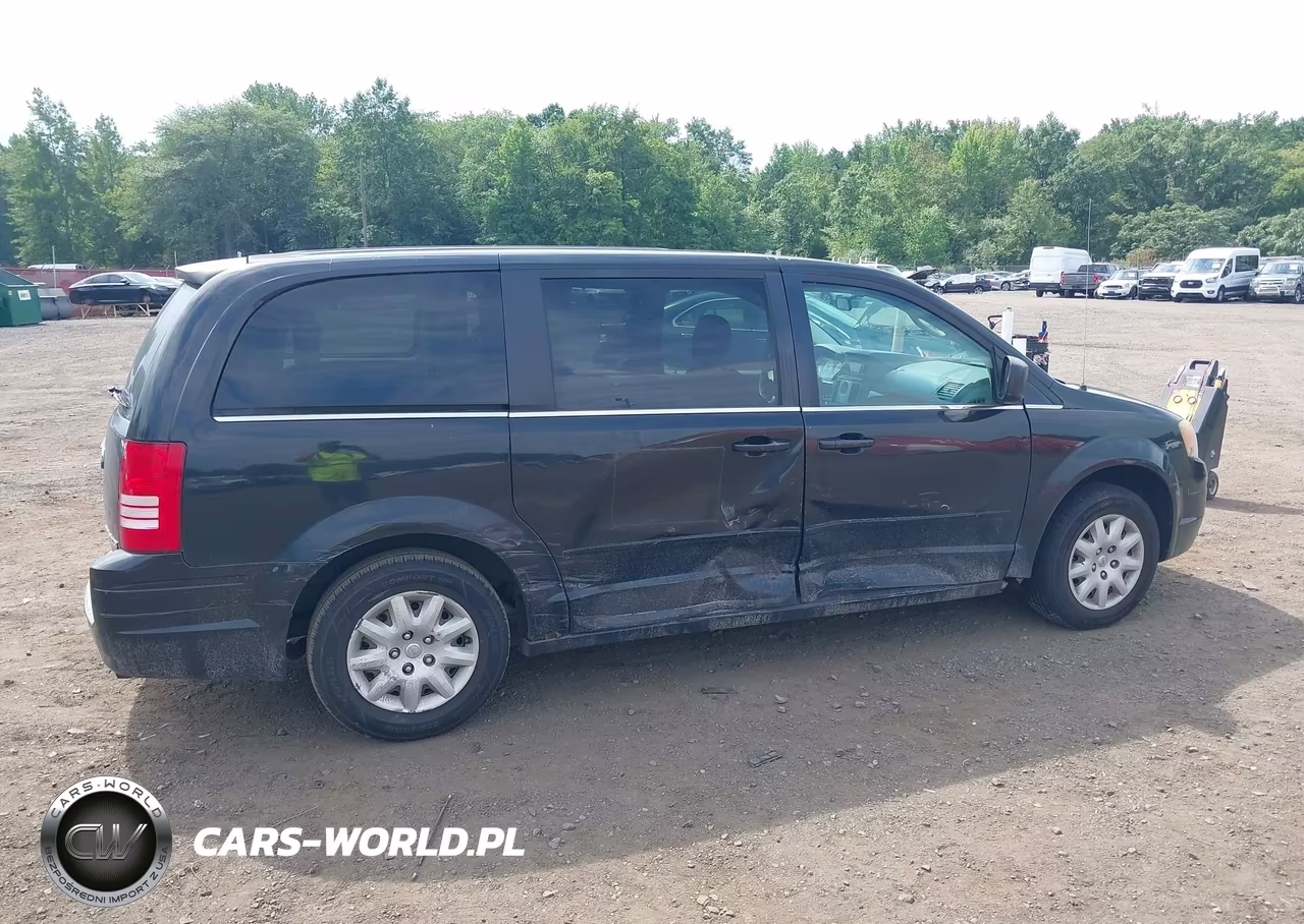 2009 Chrysler Town & Country Lx VIN:2A8HR44E89R606910 - 17