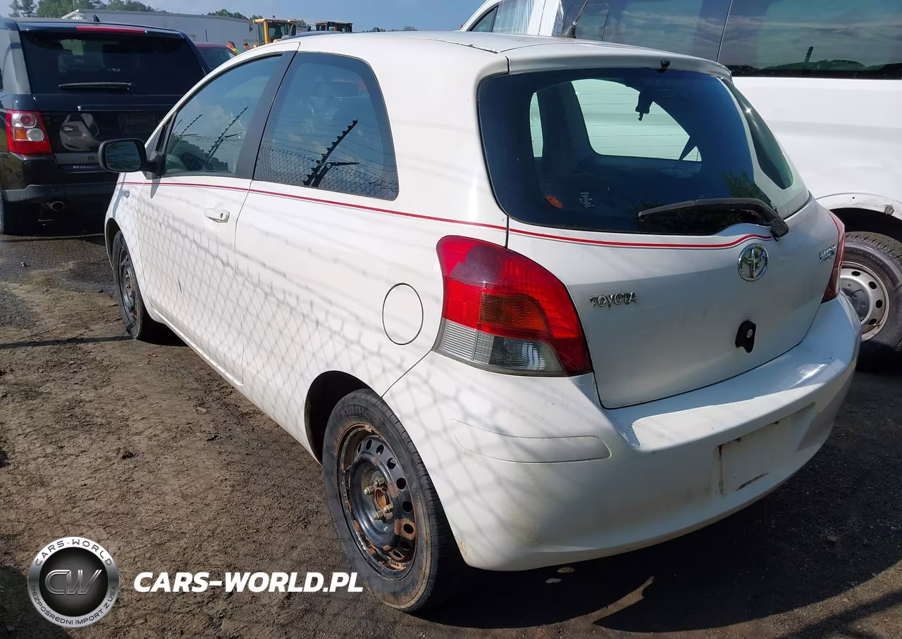 2010 Toyota Yaris VIN:JTDJT4K33A5295481 - 3