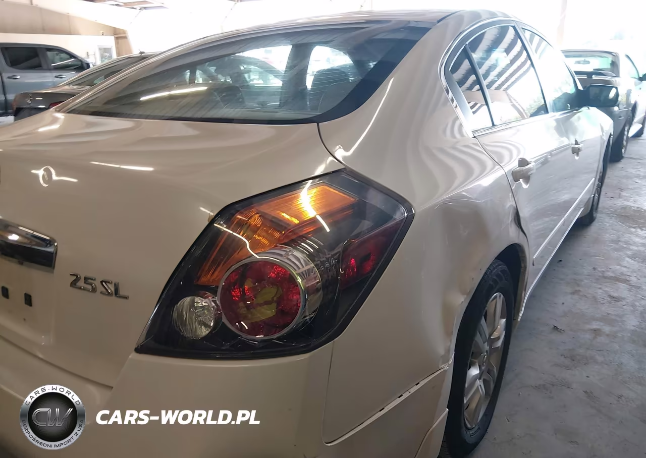 2010 Nissan Altima 2.5 S VIN:1N4AL2AP0AN475368 - 4