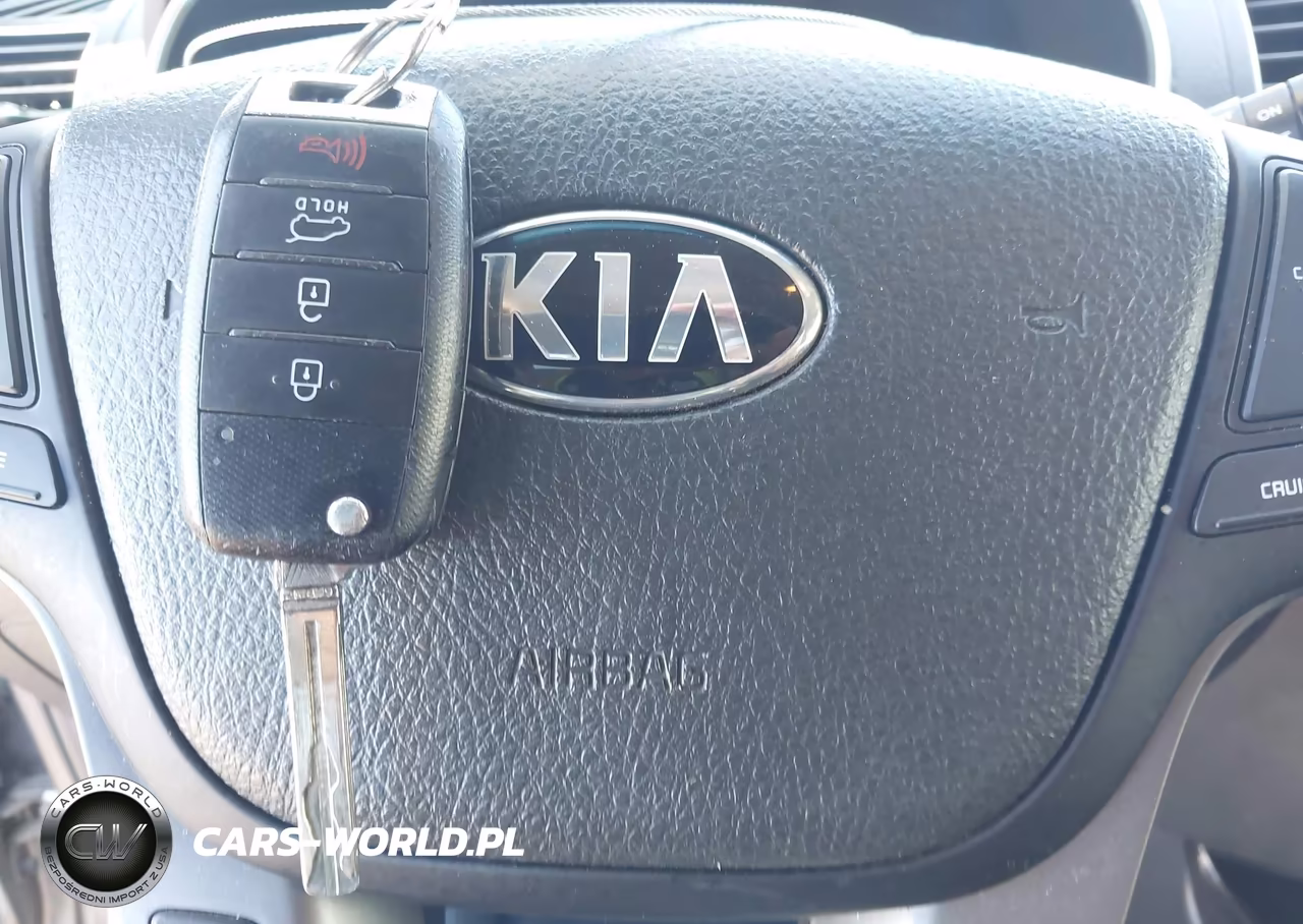 2015 Kia Sorento Lx VIN:5XYKT4A69FG645730 - 11