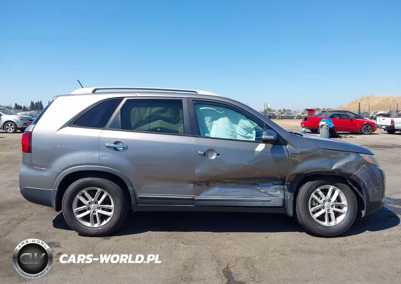 2015 Kia Sorento Lx VIN:5XYKT4A69FG645730 - 13
