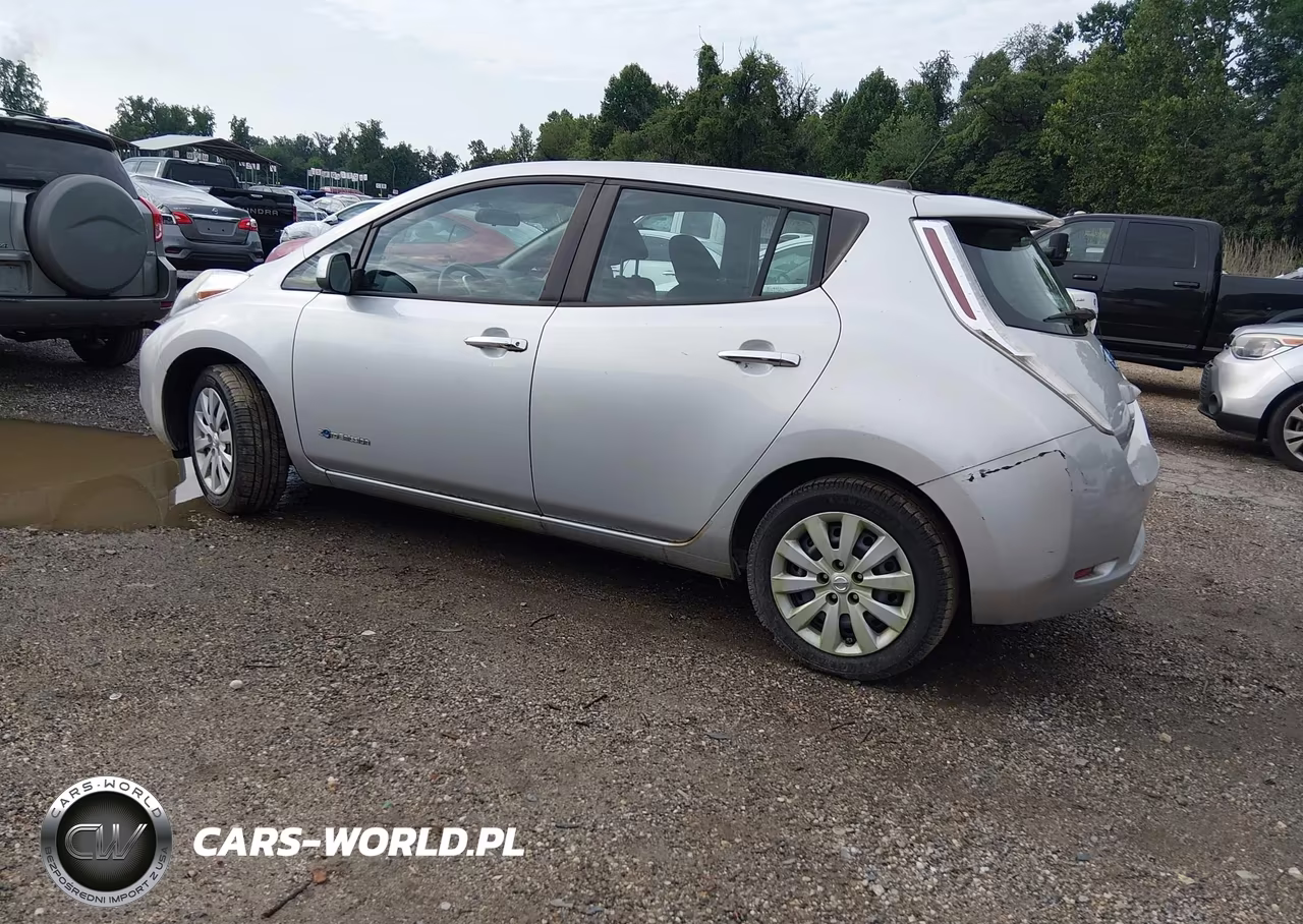 2015 Nissan Leaf S VIN:1N4AZ0CP5FC317224 - 3