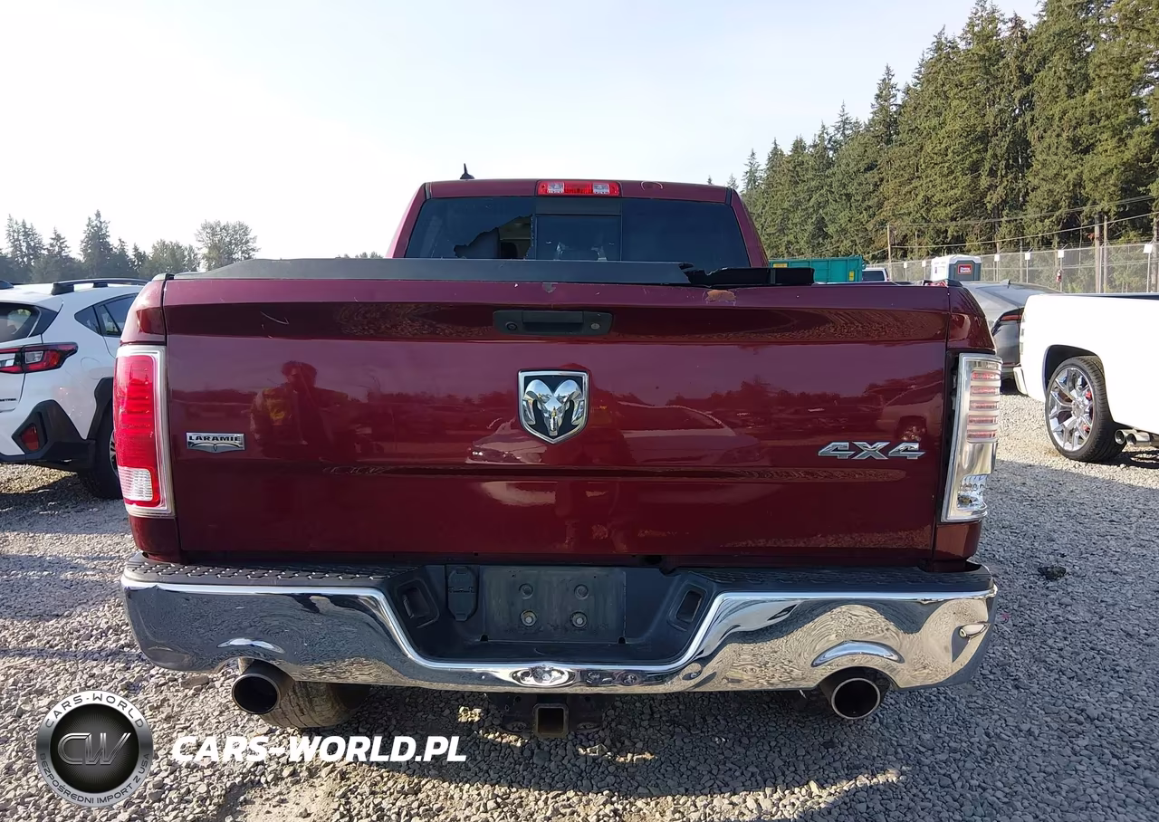 2018 Ram 1500 Laramie 4X4 6'4 Box VIN:1C6RR7VM9JS254045 - 16