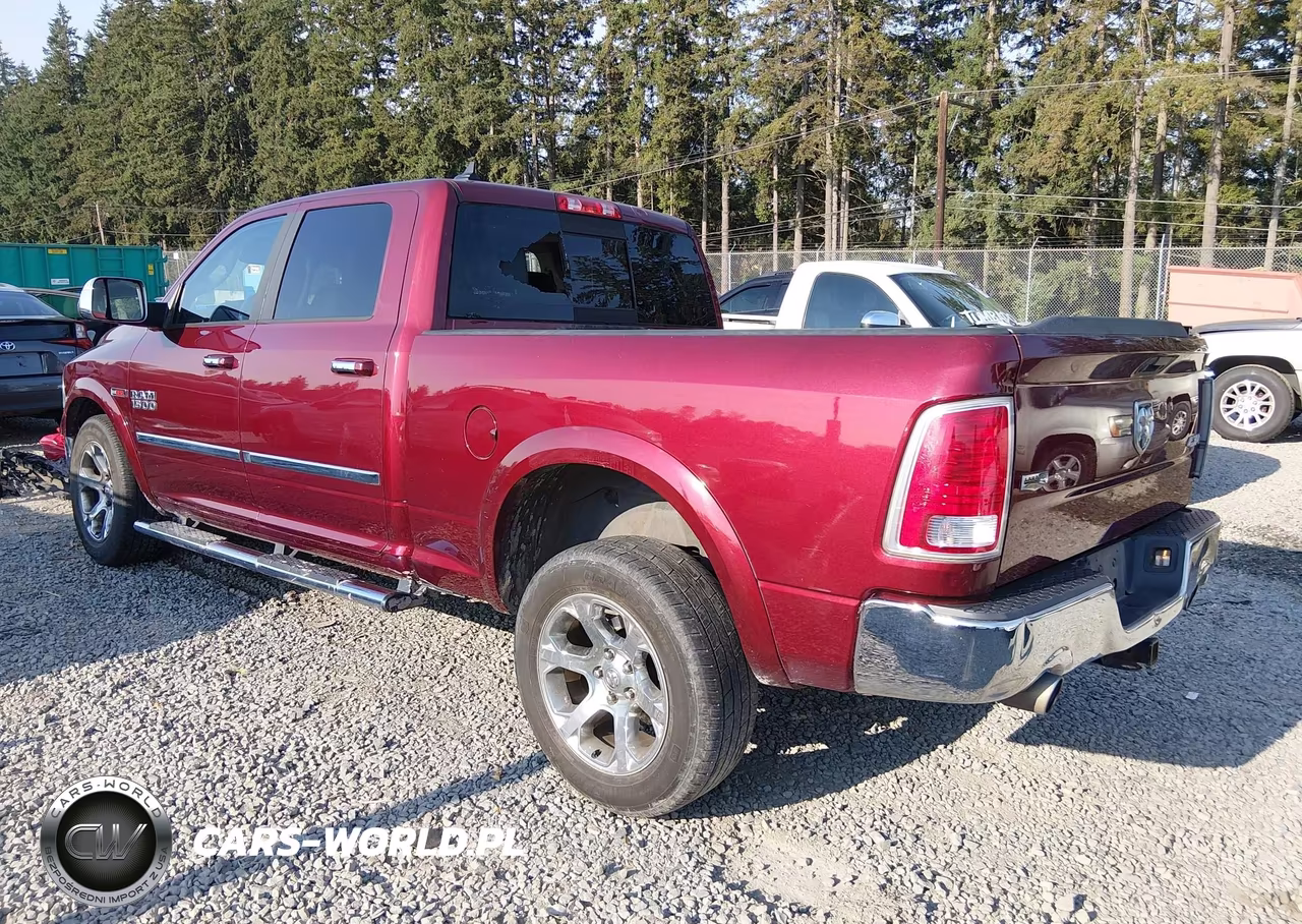 2018 Ram 1500 Laramie 4X4 6'4 Box VIN:1C6RR7VM9JS254045 - 3