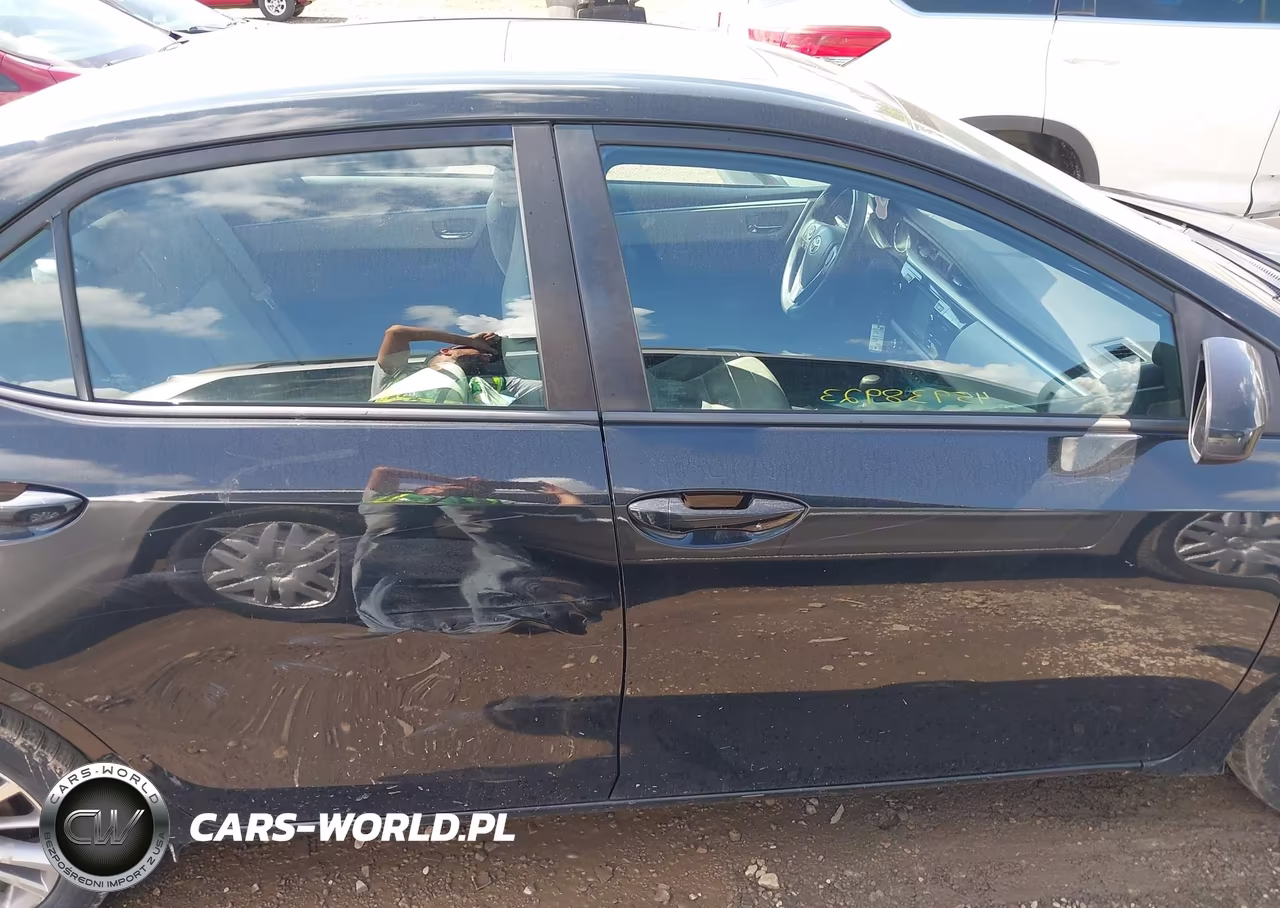 2014 Toyota Corolla Le Plus VIN:5YFBURHE7EP128833 - 13