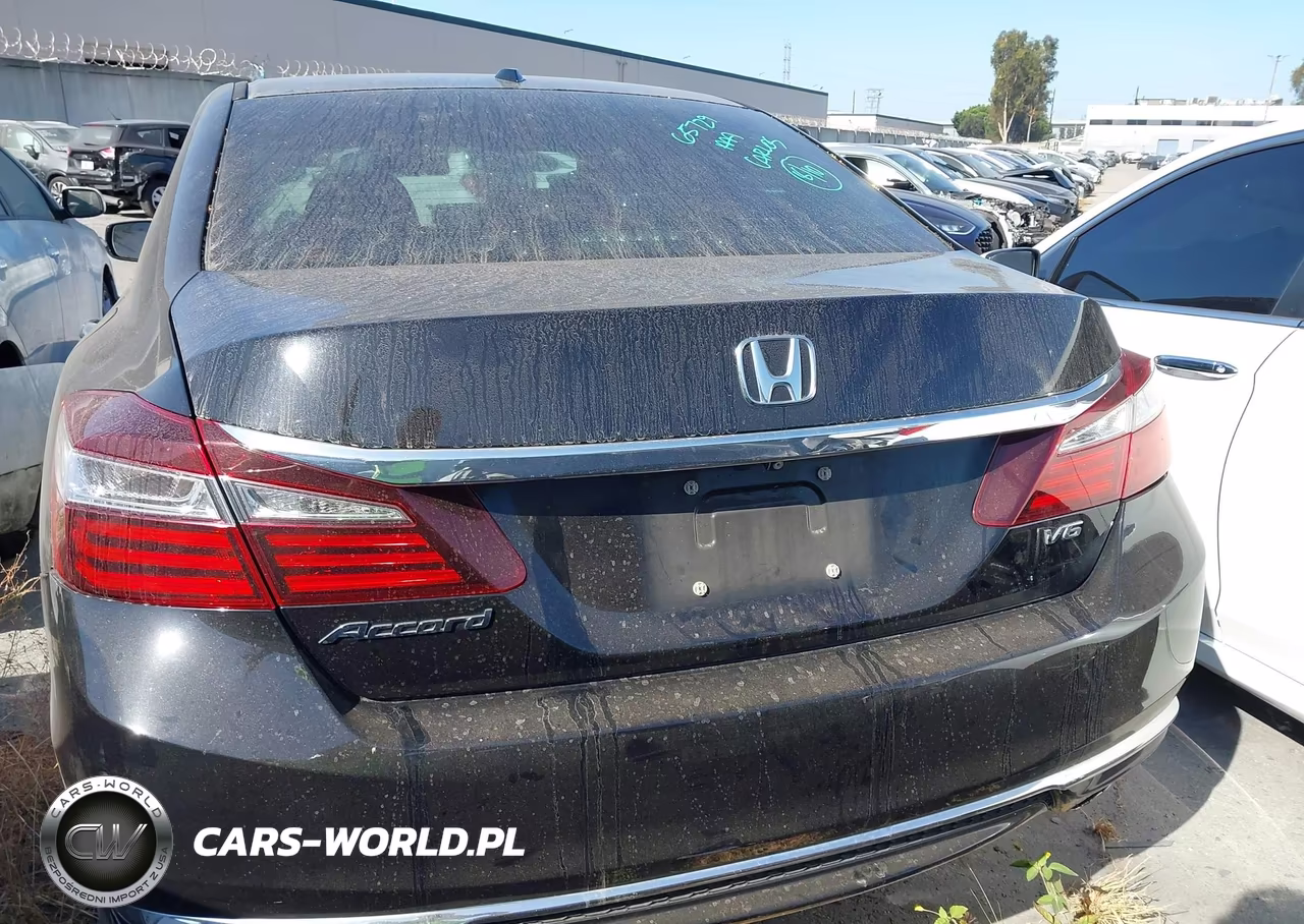 2017 Honda Accord Ex-L V6 VIN:1HGCR3F8XHA013265 - 16